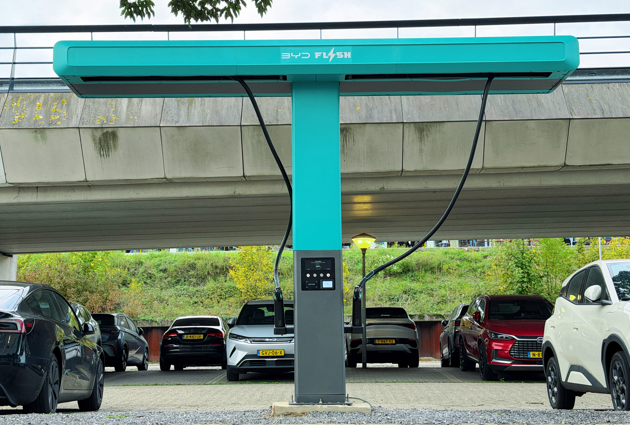 EV opladen in 5 minuten kan vanaf vandaag in Nederland
