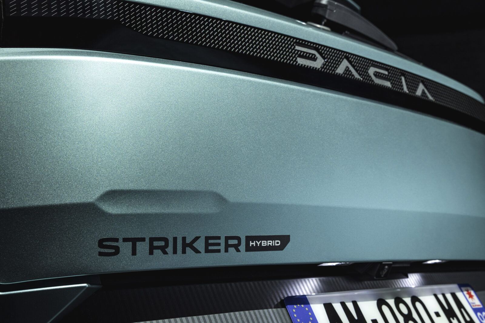 Dacia Striker nog 2600 euro goedkoper dan verwacht: Skoda Octavia kan borst natmaken