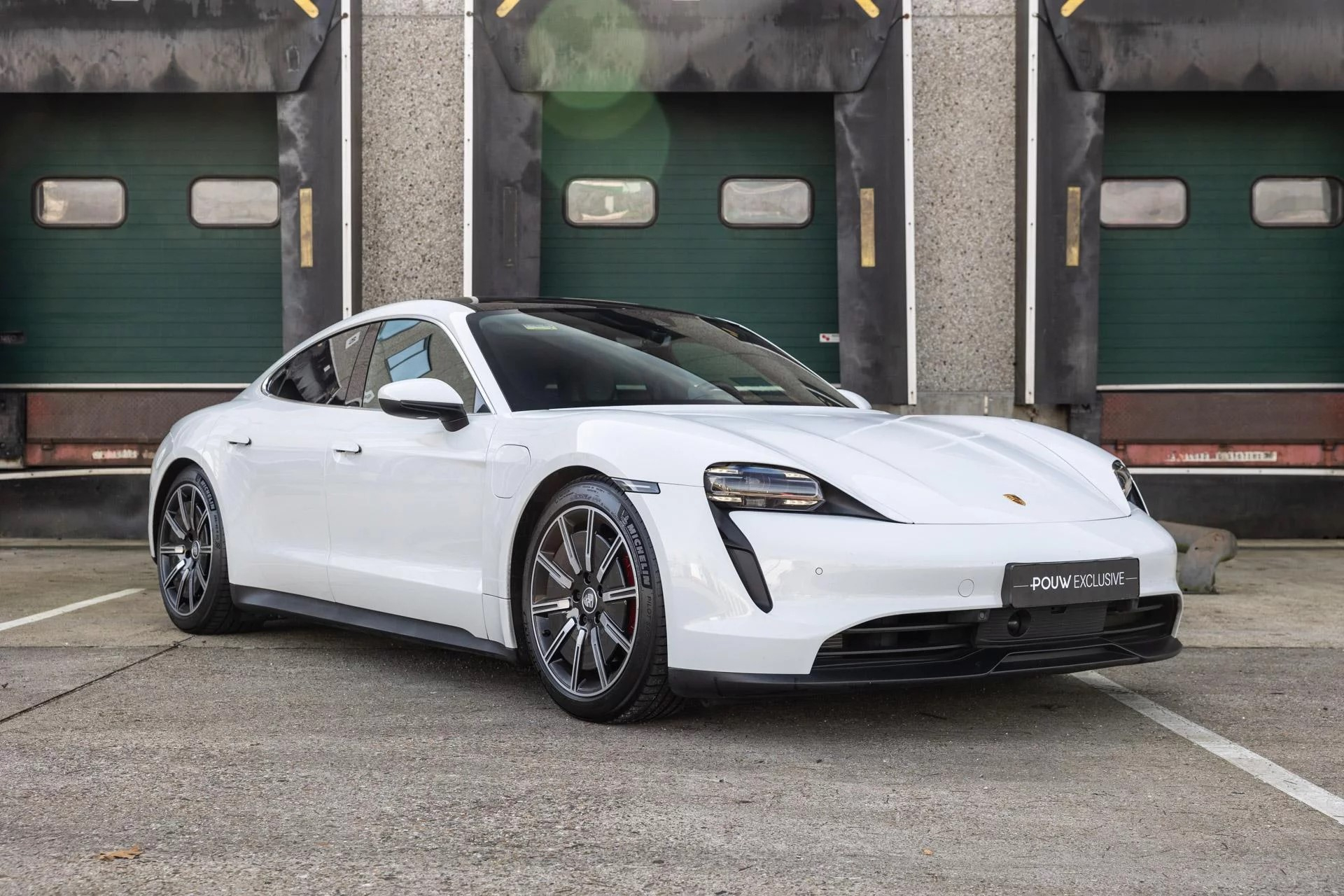 Deze Porsche met 490 pk is goedkoper dan een Volkswagen Golf GTI