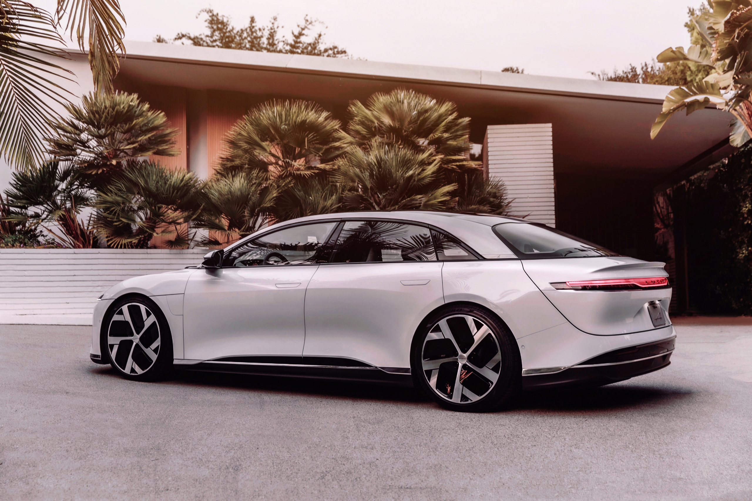 Elektrische Lucid Air reserveren? Dan moet je 900 euro dokken