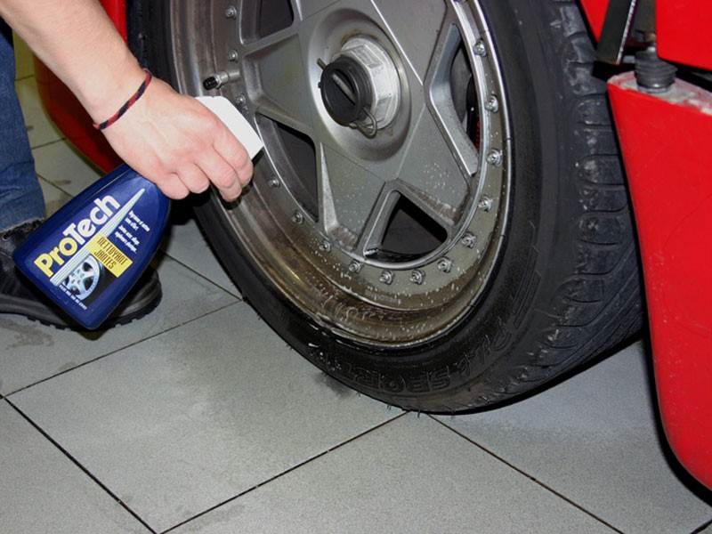 Autowassen: “We doen het allemaal verkeerd!”