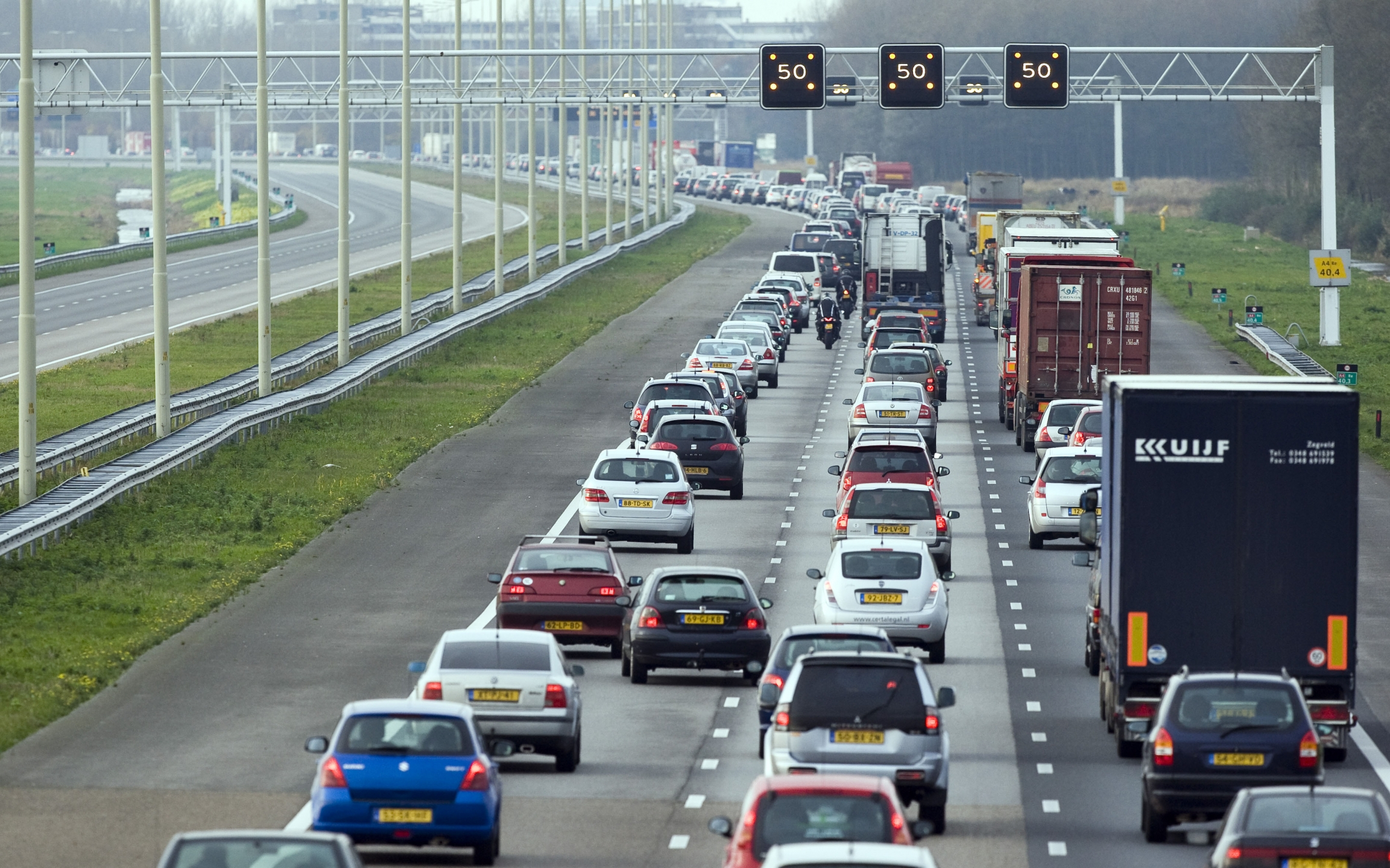 Brandbrief aan politieke partijen: 'Investeer nou eens structureel in mobiliteit!'