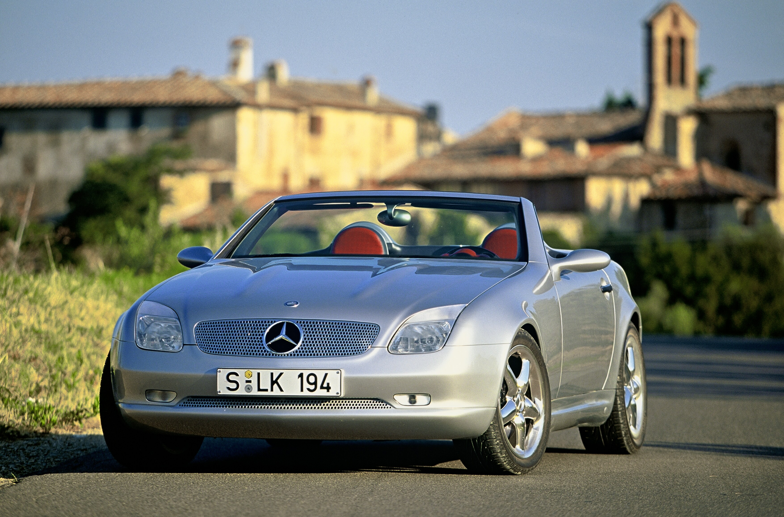 Waarom de Mercedes SLK om te janken is