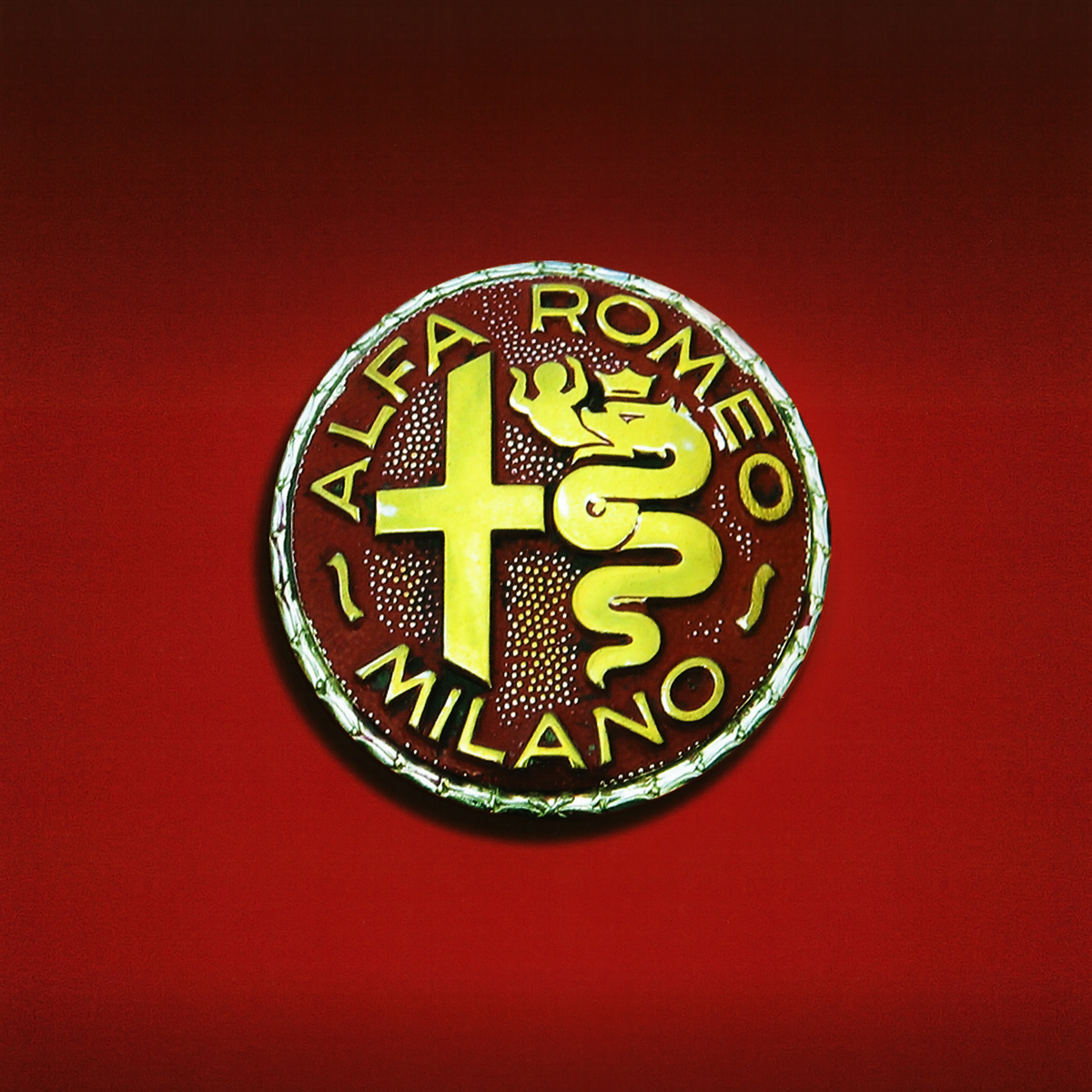 Wat betekent het Alfa Romeo-logo? Eet die slang echt een mannetje op?