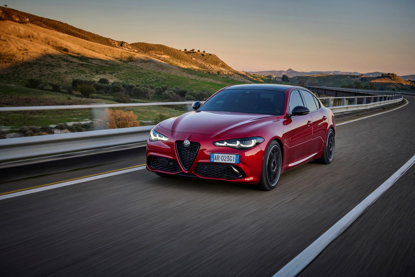 Alfa Romeo Giulia 2.0 GME 280 test (2023): autorijden zoals het ooit bedoeld was