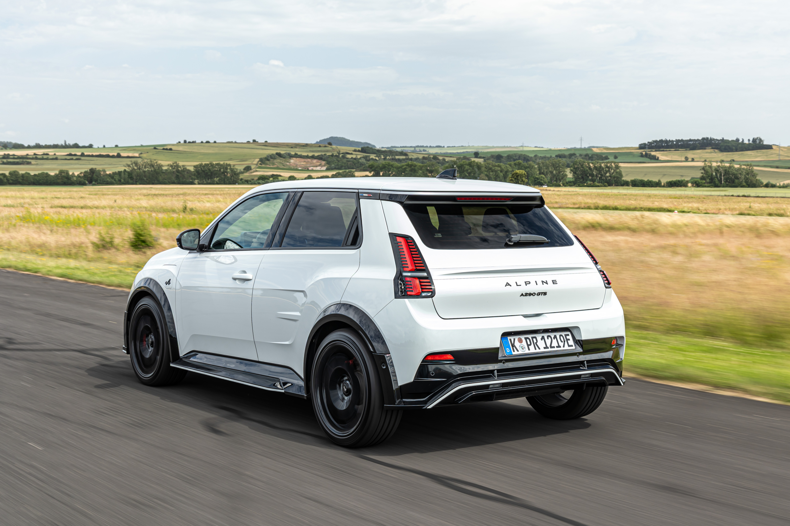 TEST elektrische hot hatches: de Alpine A290, Cupra Raval en Mini Cooper SE sprinten als een 911