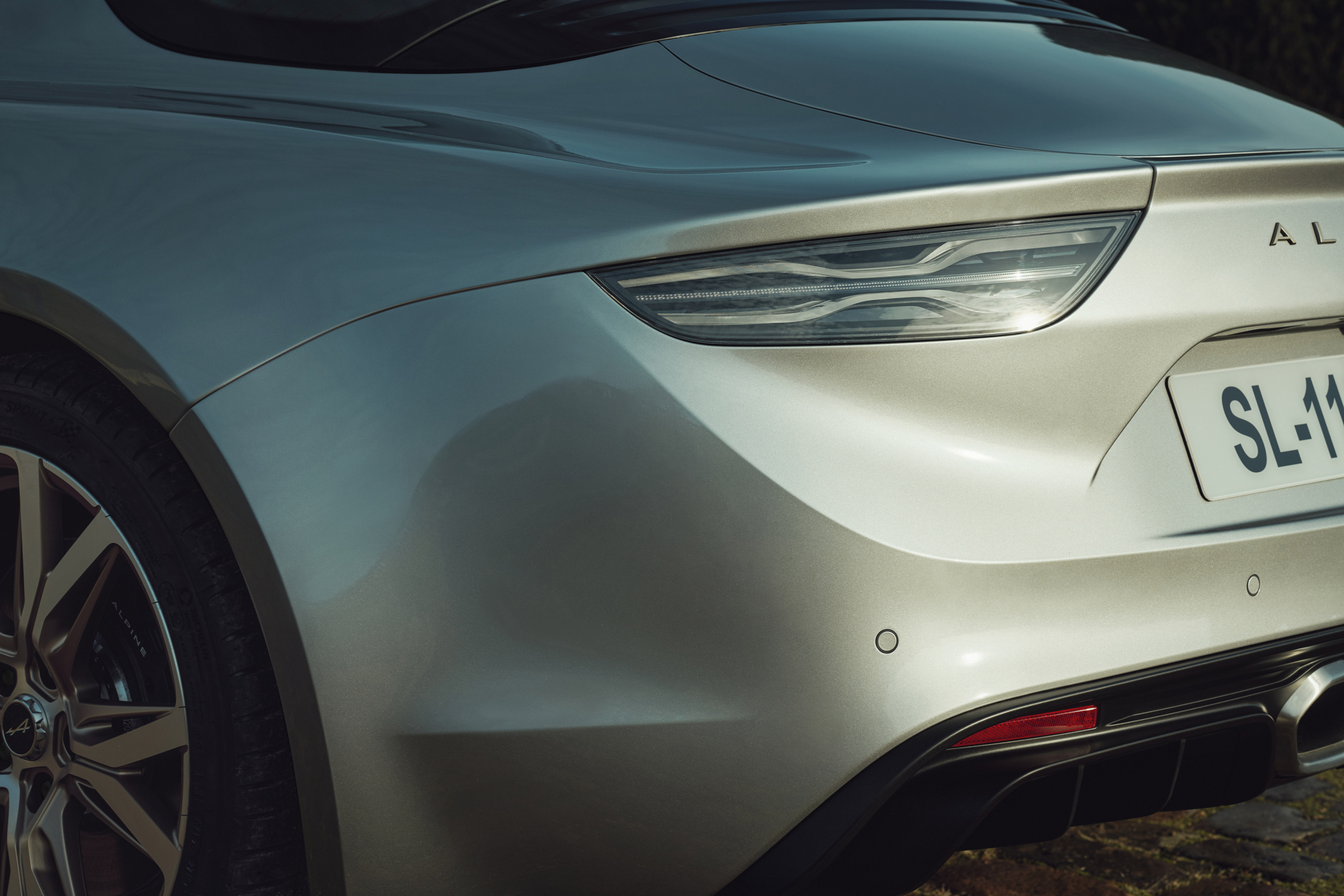 Bekent de Alpine A110 nu toch eindelijk kleur?