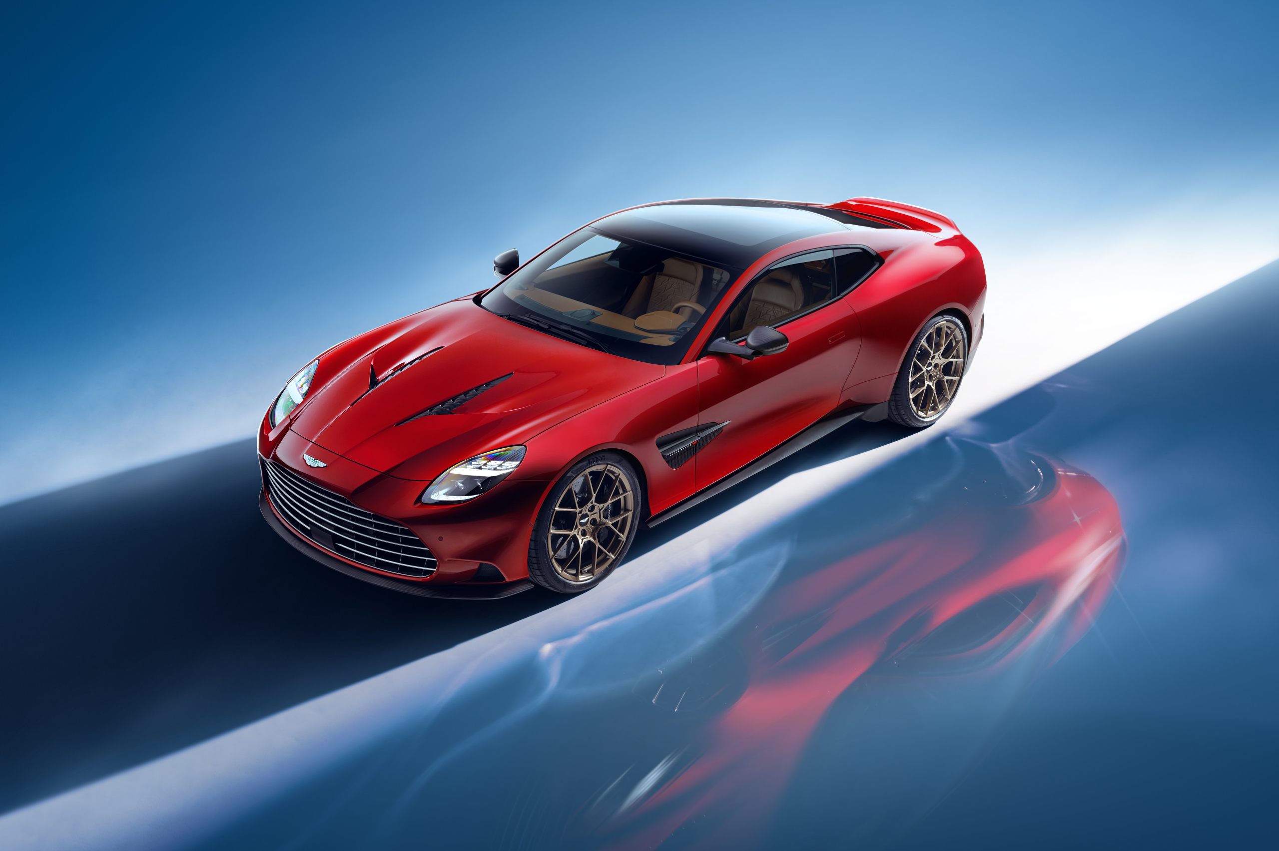 Waarom de Aston Martin Vanquish (2024) met V12 er niet als PHEV komt