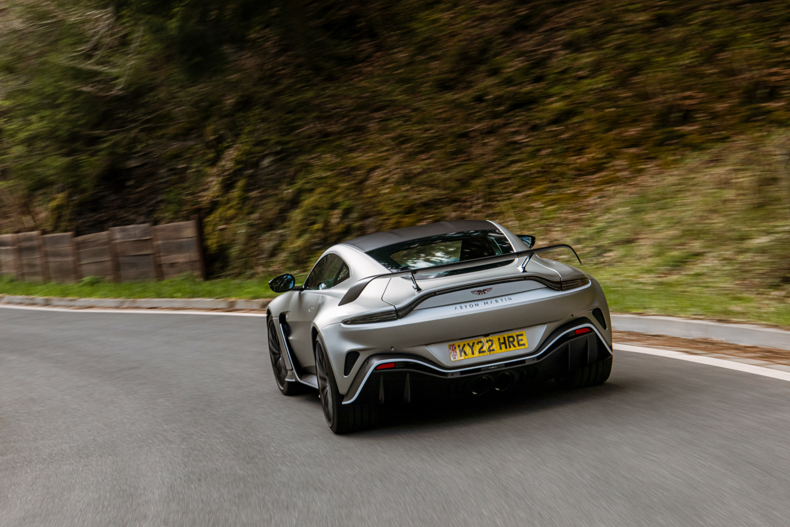 Aston Martin V12 Vantage test: a last hurrah