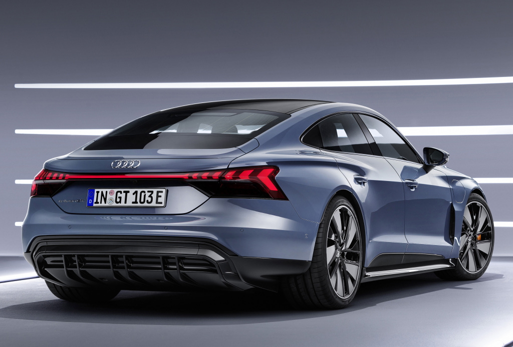 Hoeveel verschilt de elektrische Audi E-Tron GT van de Porsche Taycan?