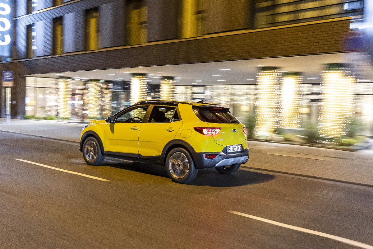 Je raadt nooit wat deze 9 autonamen betekenen