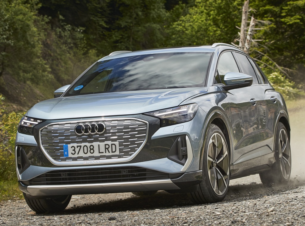 Eerste review Audi Q4 E-Tron (2021) - Is-ie terecht duurder dan de Skoda Enyaq en VW ID.4?