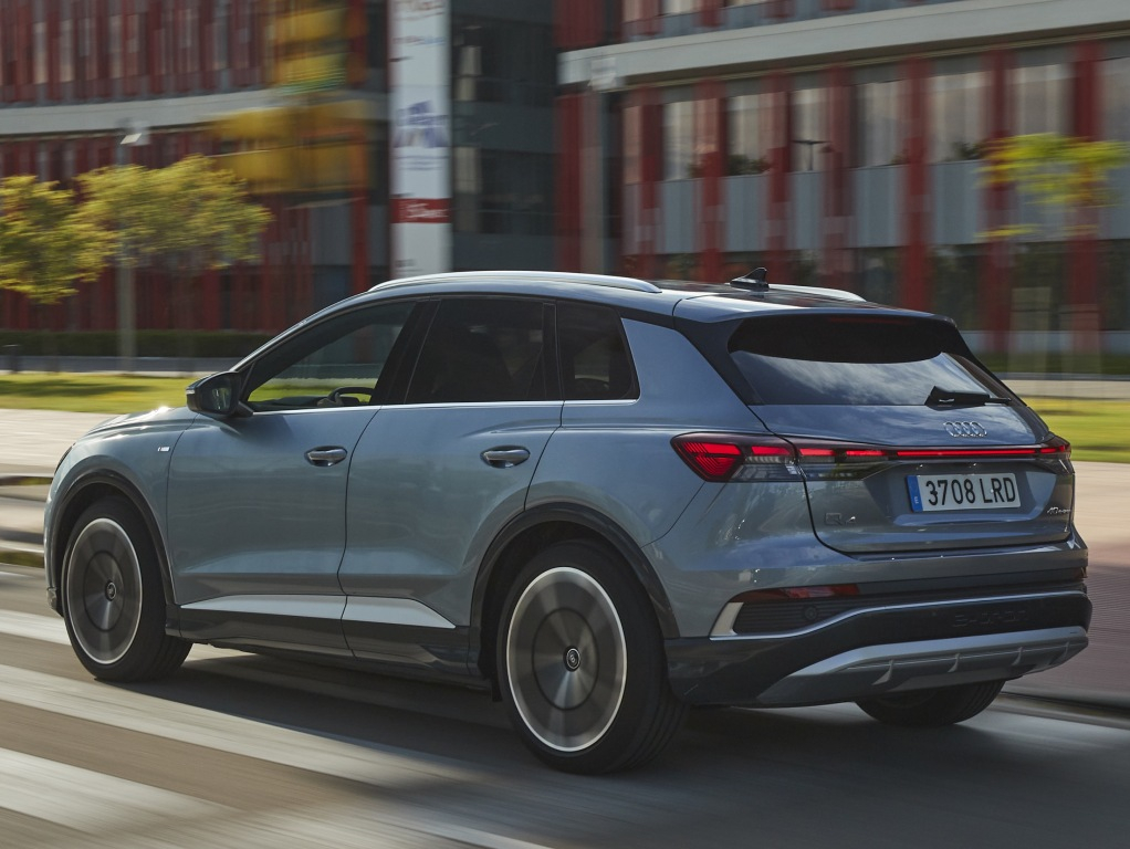 Eerste review Audi Q4 E-Tron (2021) - Is-ie terecht duurder dan de Skoda Enyaq en VW ID.4?