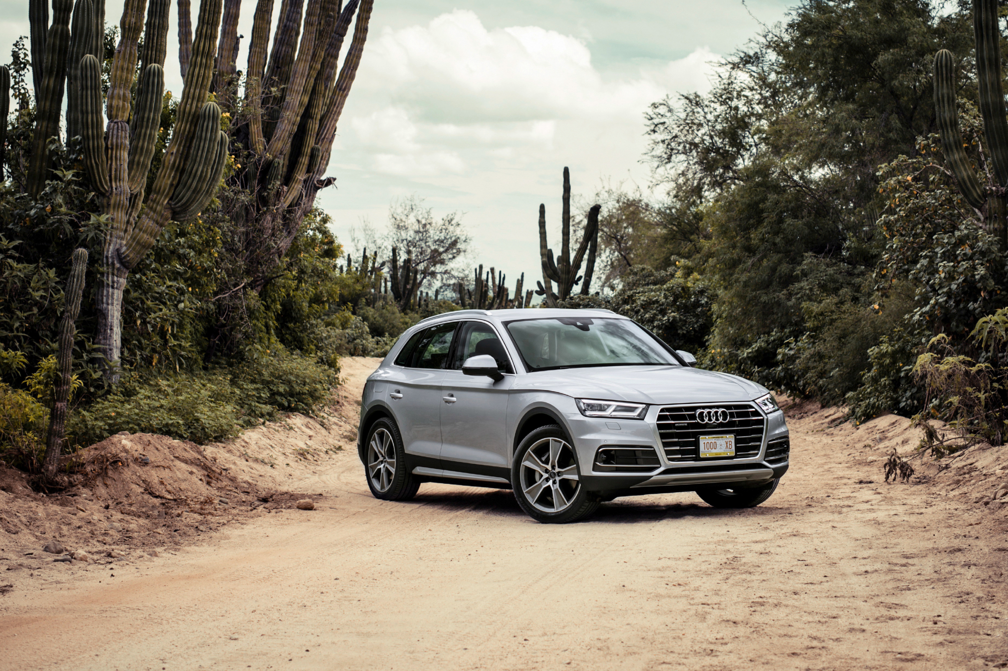 Audi Q5 in Mexico: mooiboy op bootcamp