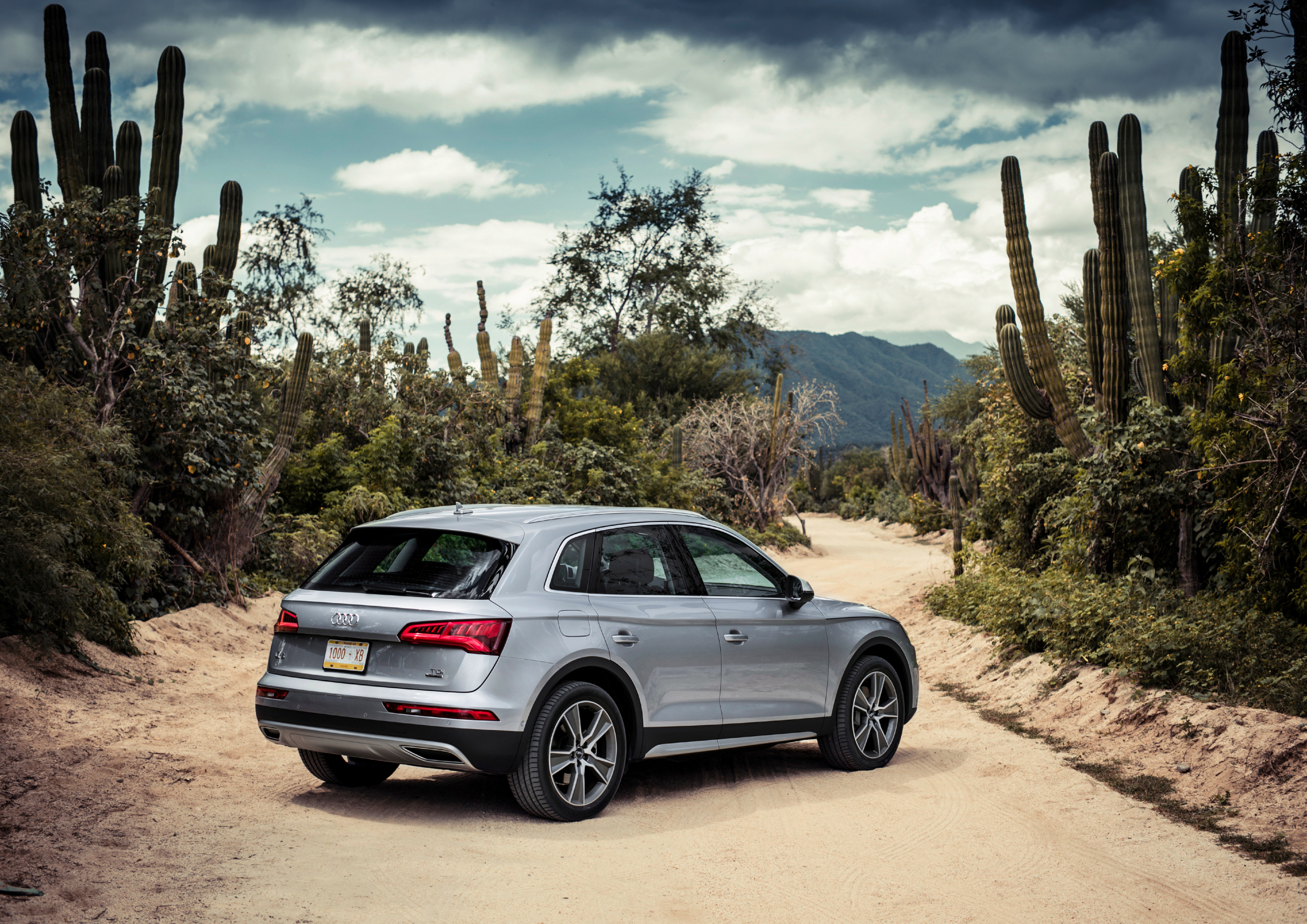 Audi Q5 in Mexico: mooiboy op bootcamp