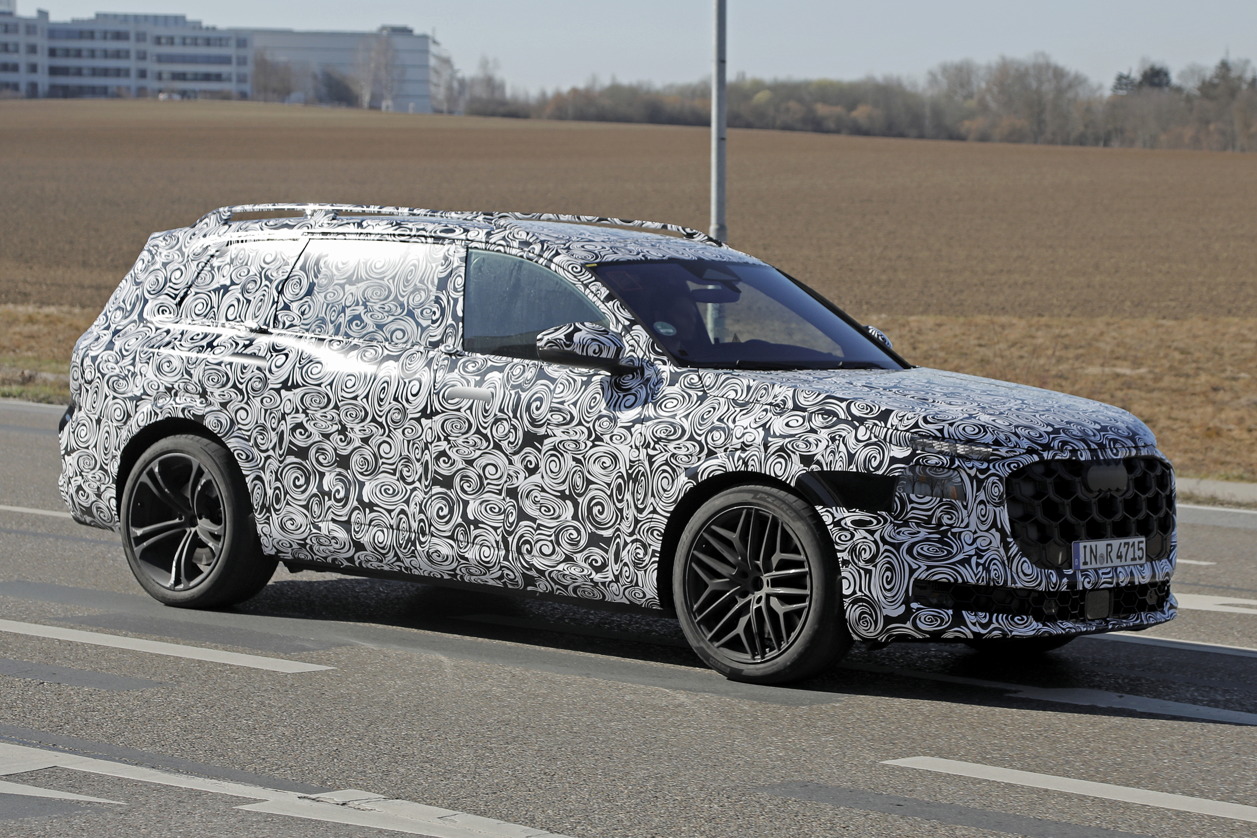 Audi vindt de Q7 te klein en doet er nog een schep bovenop