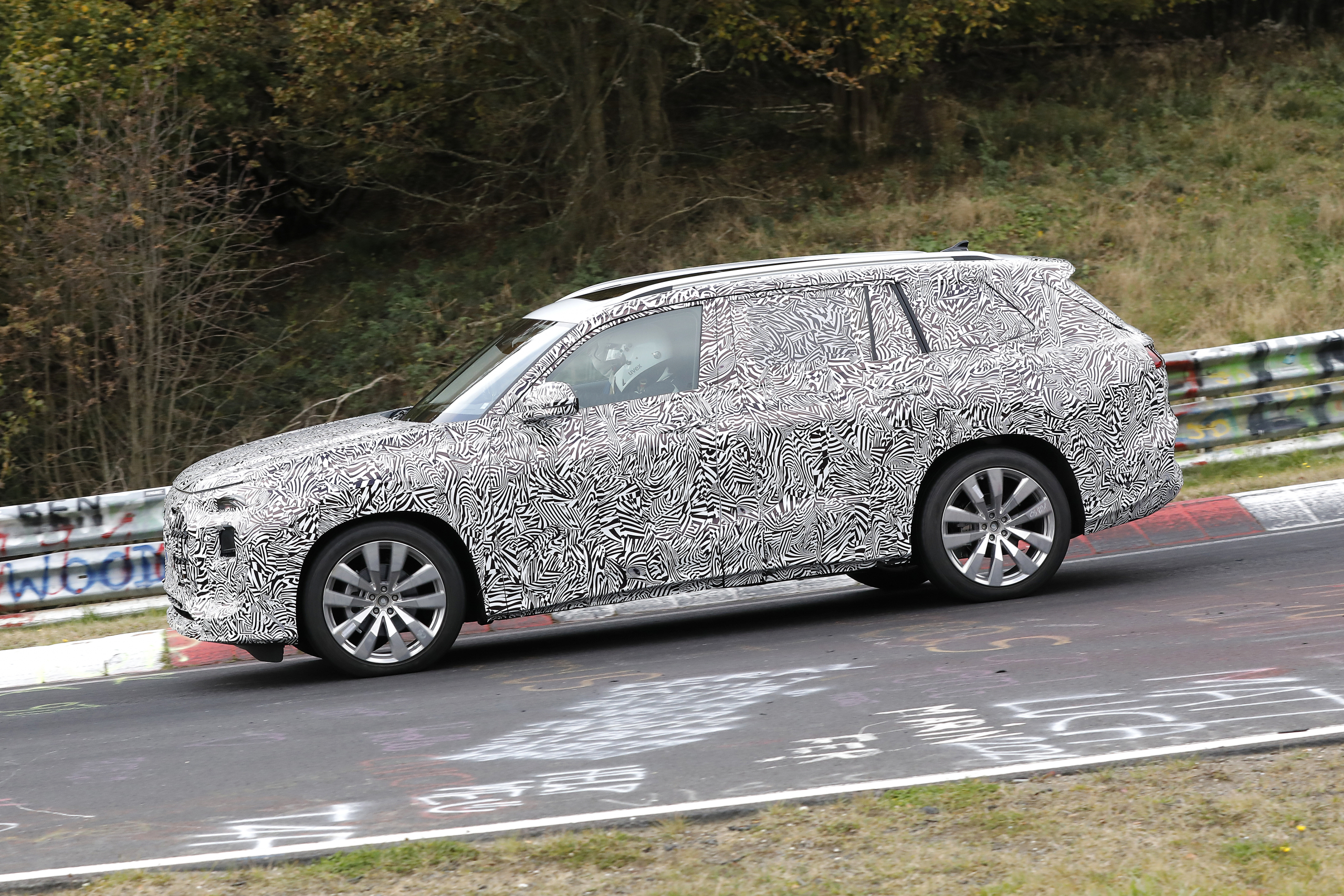 Heb je behoefte aan een nóg grotere suv dan de Audi Q7? Nou, die komt er!