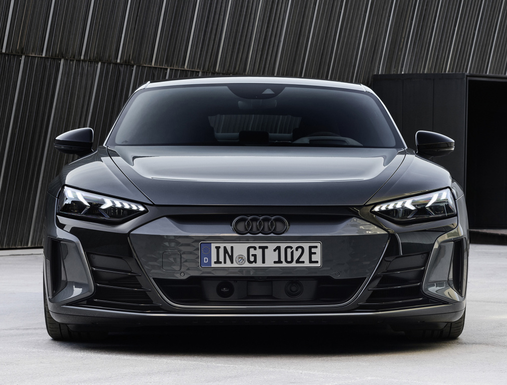 Hoeveel verschilt de elektrische Audi E-Tron GT van de Porsche Taycan?