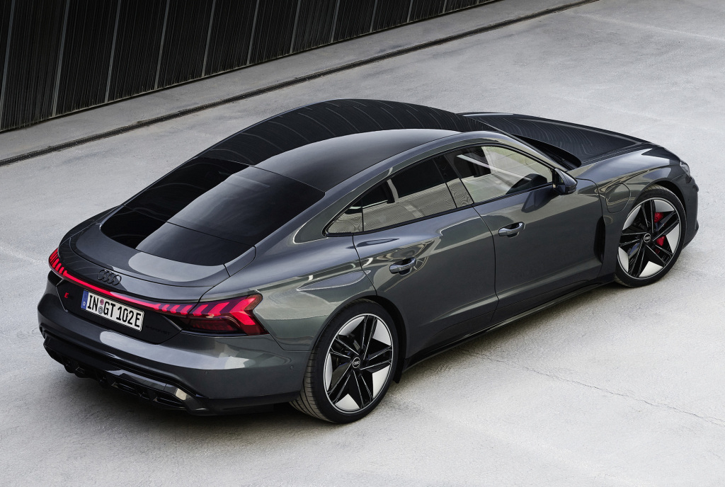 Hoeveel verschilt de elektrische Audi E-Tron GT van de Porsche Taycan?