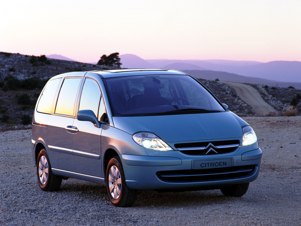 Niemand wil meer een mpv! En dat kost de Citroën C4 Spacetourer de kop ...