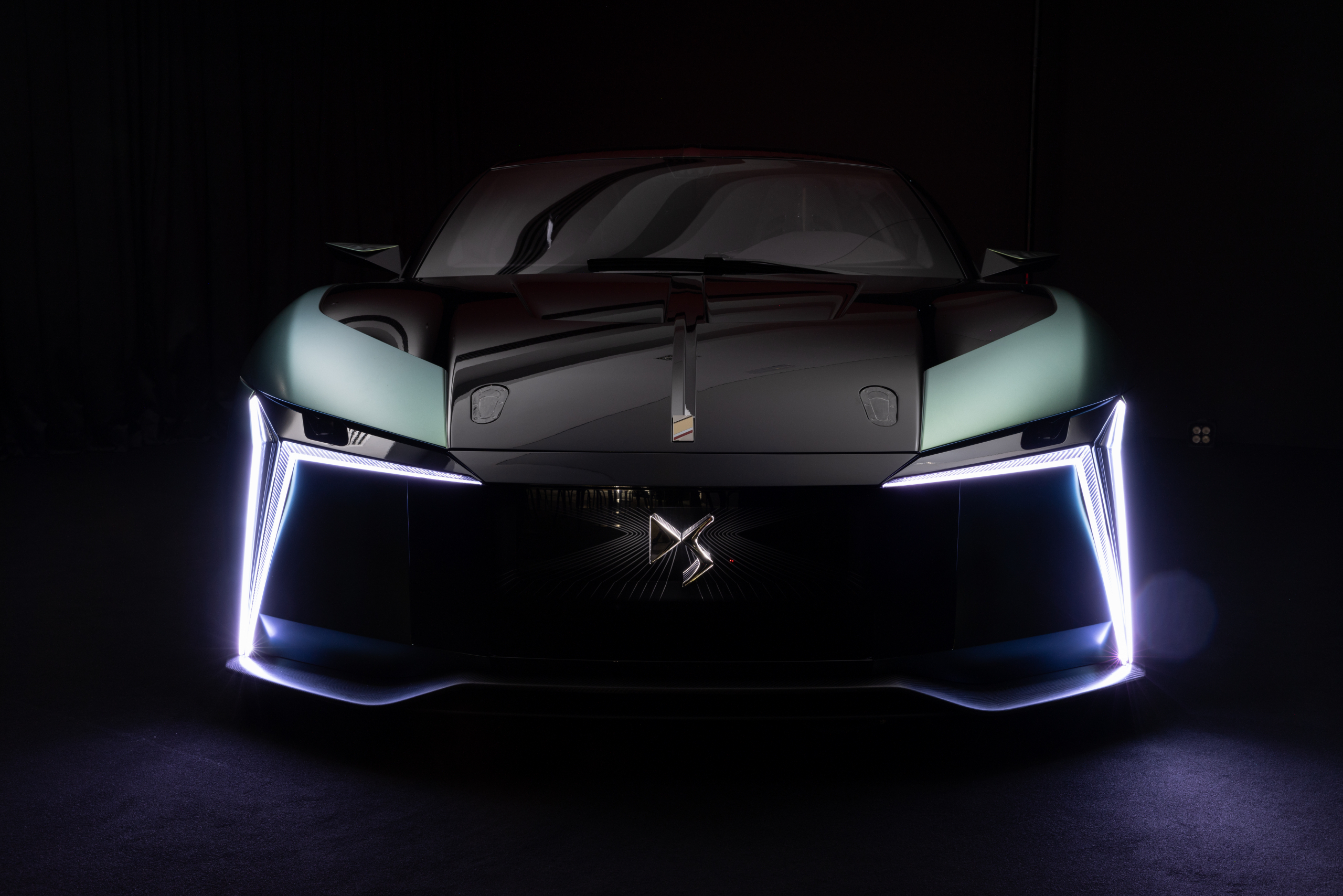 Wil je de DS E-Tense Performance opladen? Dan heb je niet eens tijd om te plassen