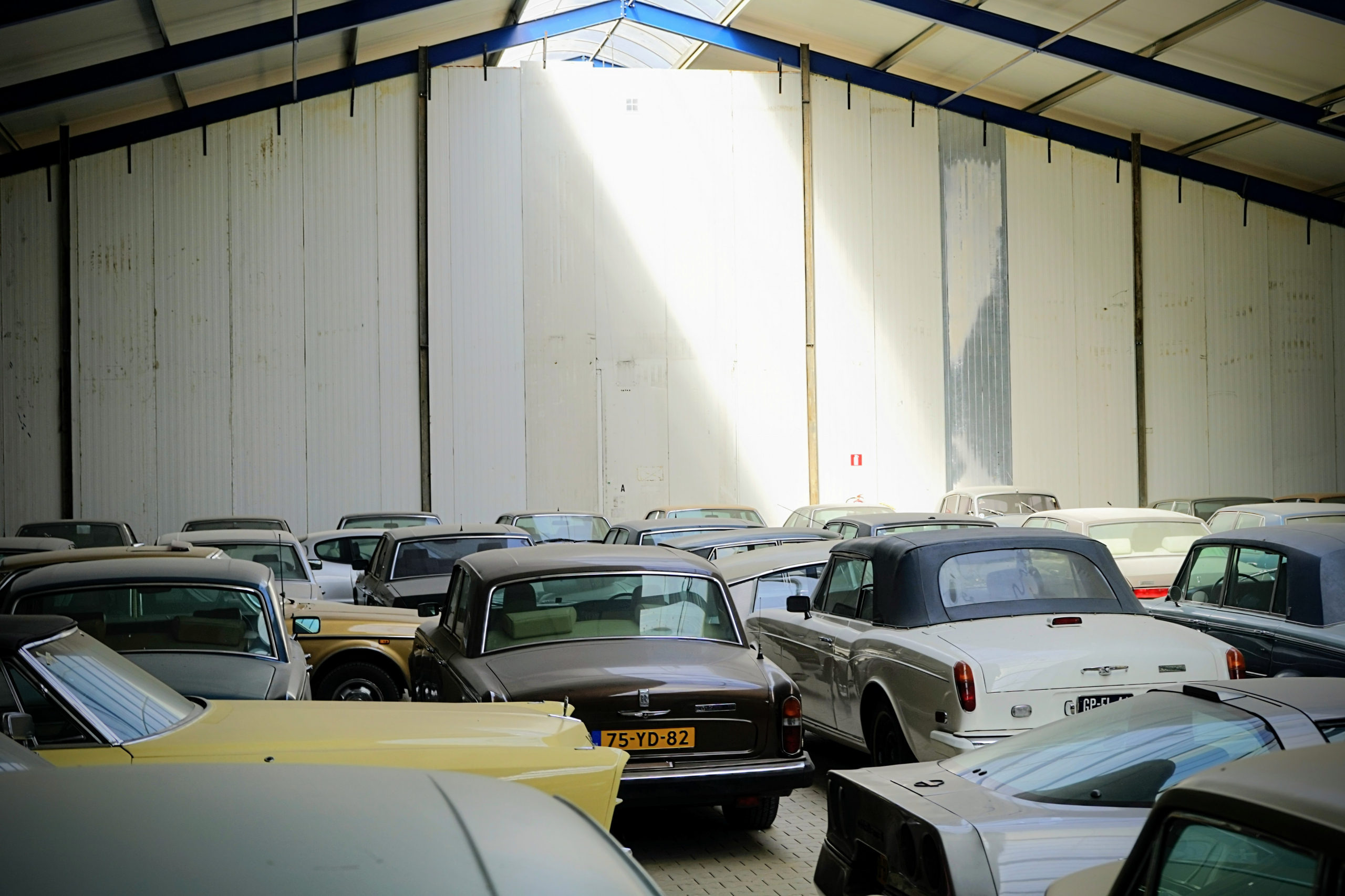 In Arnhem staat een verborgen museum vol Rolls-Royces en Bentleys