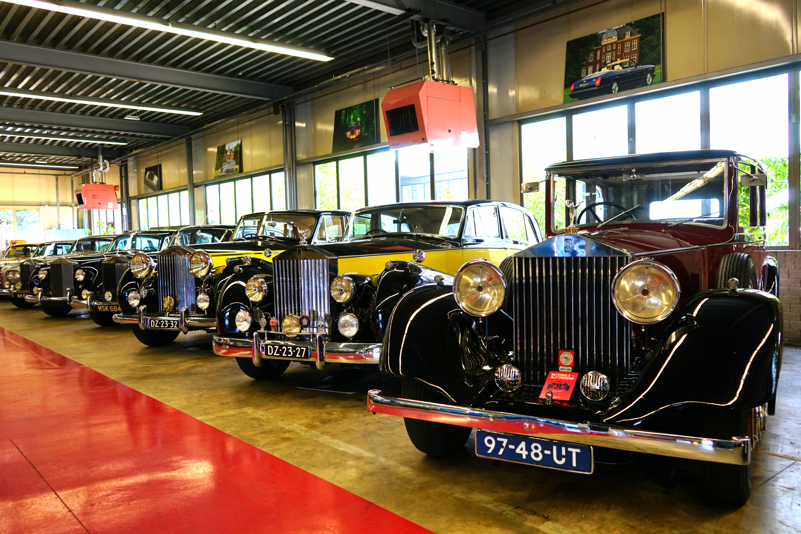 In Arnhem staat een verborgen museum vol Rolls-Royces en Bentleys