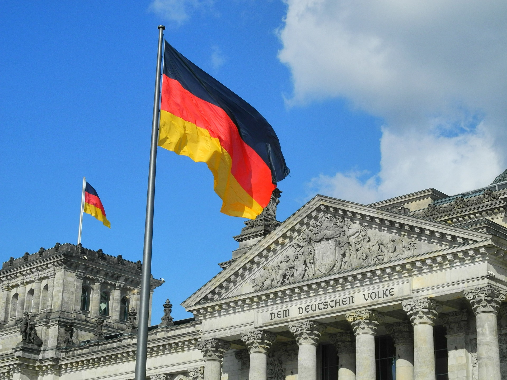 Milieusticker Duitsland 2025: waar heb ik de sticker nodig en waar kan ik 'm kopen?