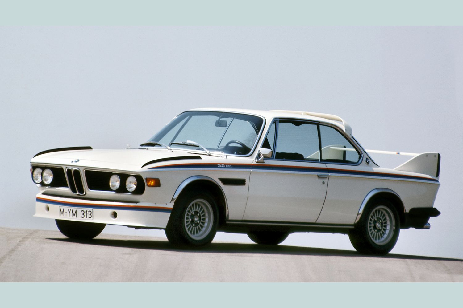 BMW verkleint de nieren van de M4! Op deze hommage aan de 3.0 CSL