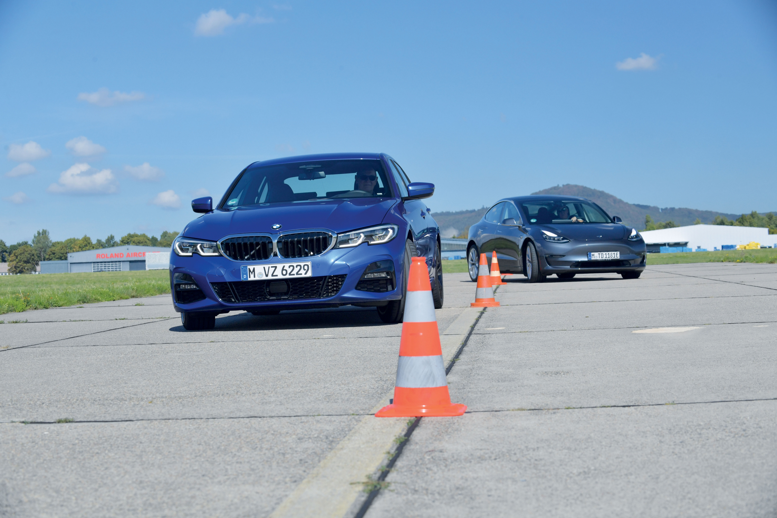 Test BMW 3-serie vs. Tesla Model 3: wat is de sportiefste zakensedan?