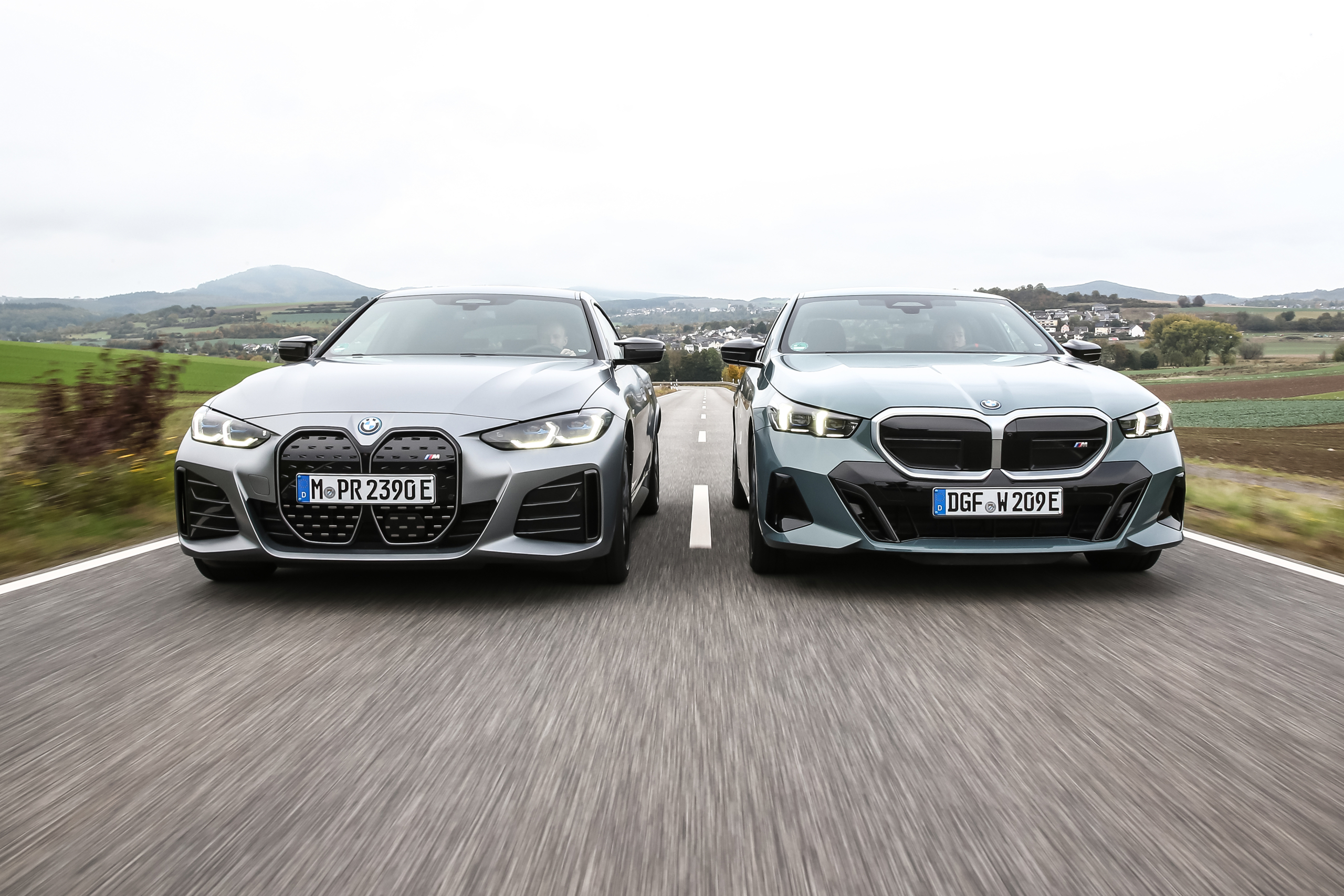 BMW rijdt Audi en Mercedes eruit op de EV-markt