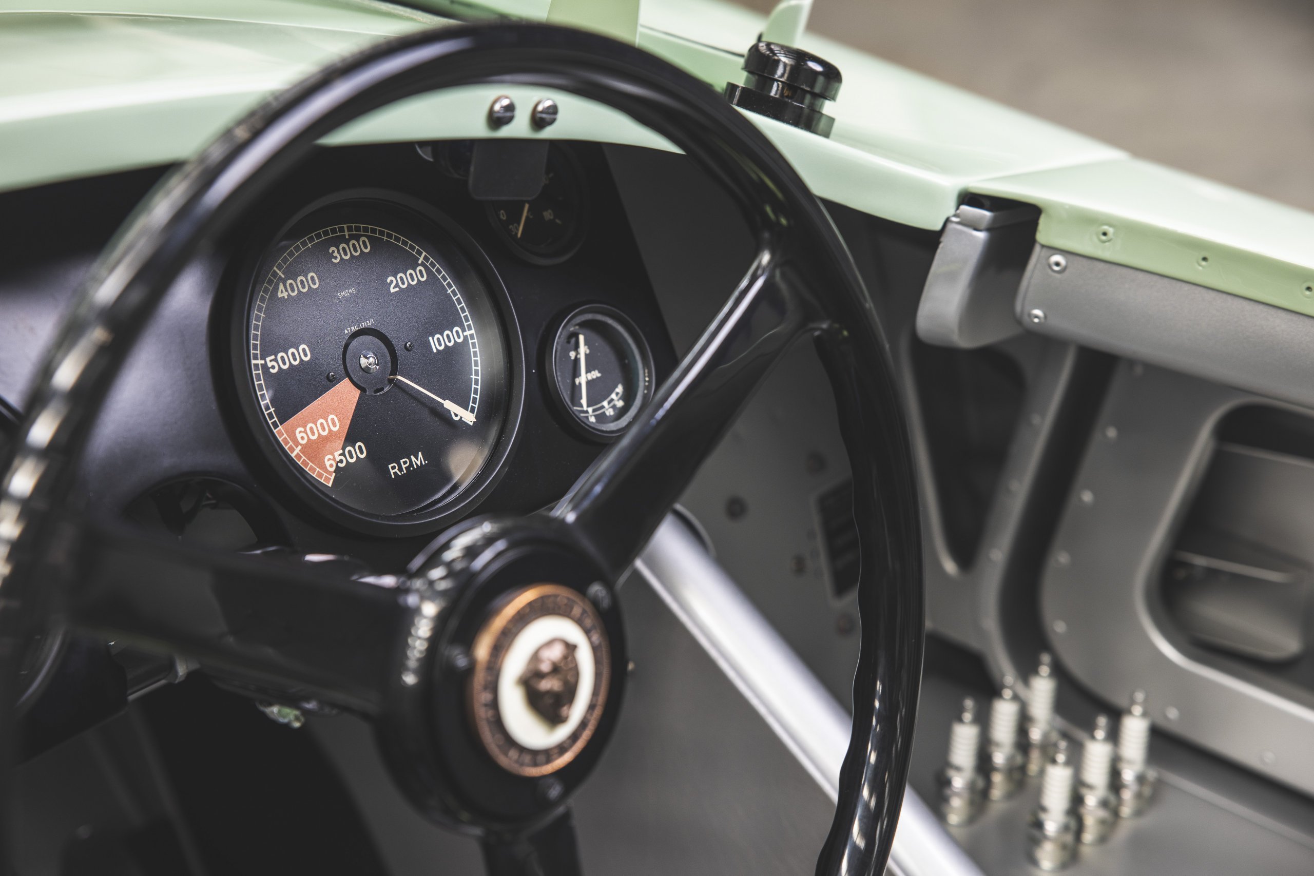 Jaguar raakt de C-Type Continuation aan de straatstenen niet kwijt