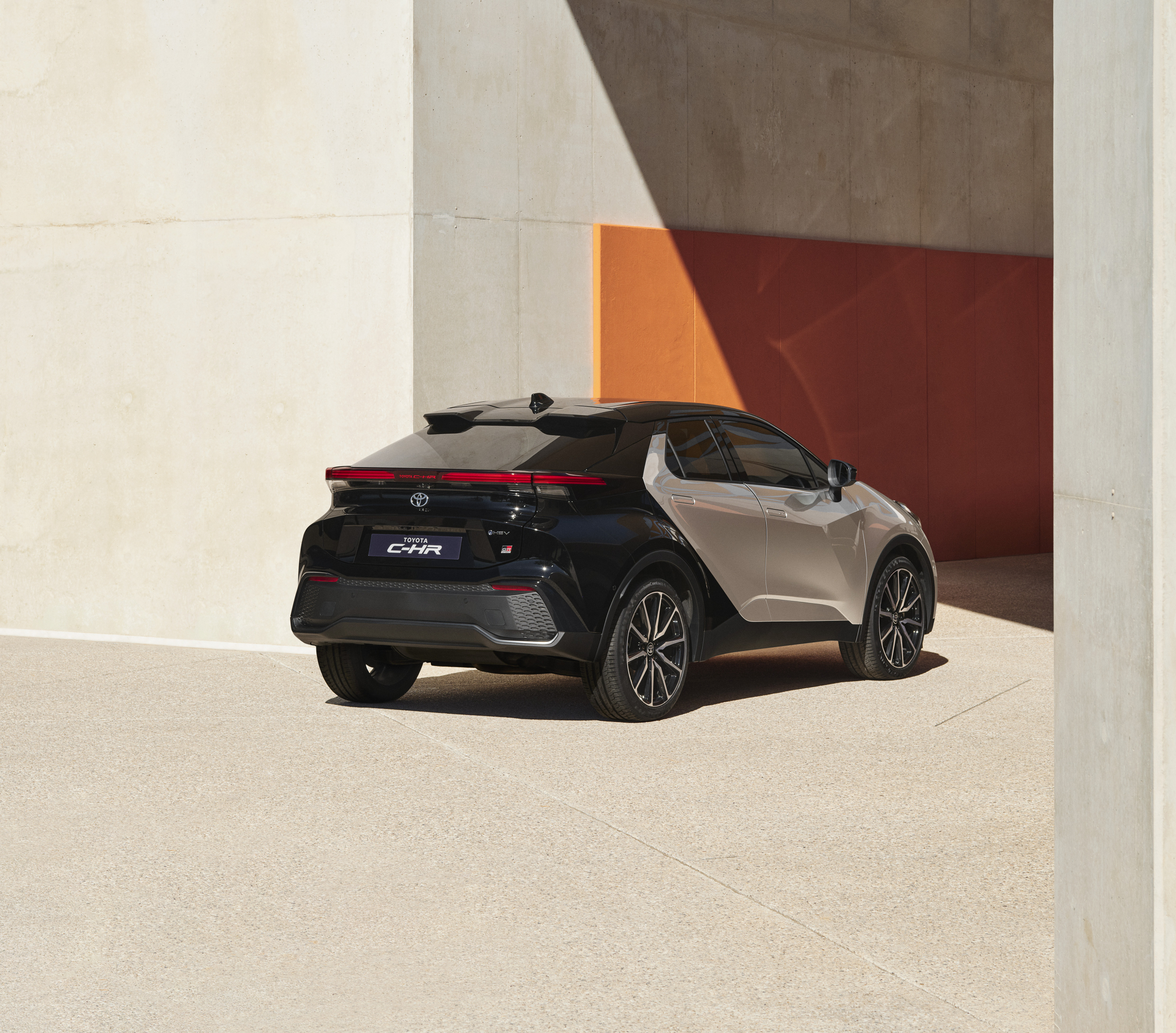 Nieuwe Toyota C-HR: de radicalisering van de crossover-coupé