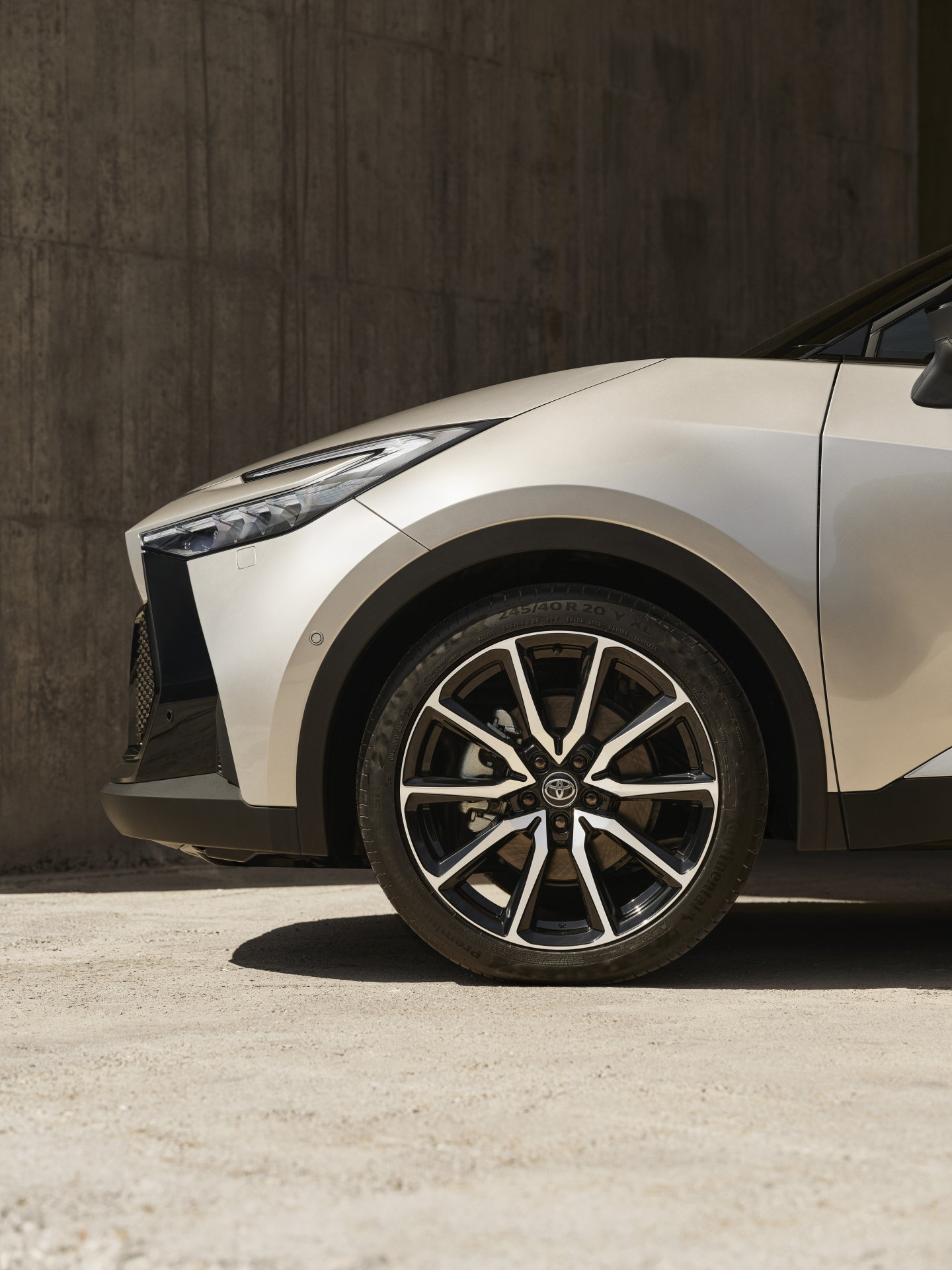 Nieuwe Toyota C-HR: de radicalisering van de crossover-coupé
