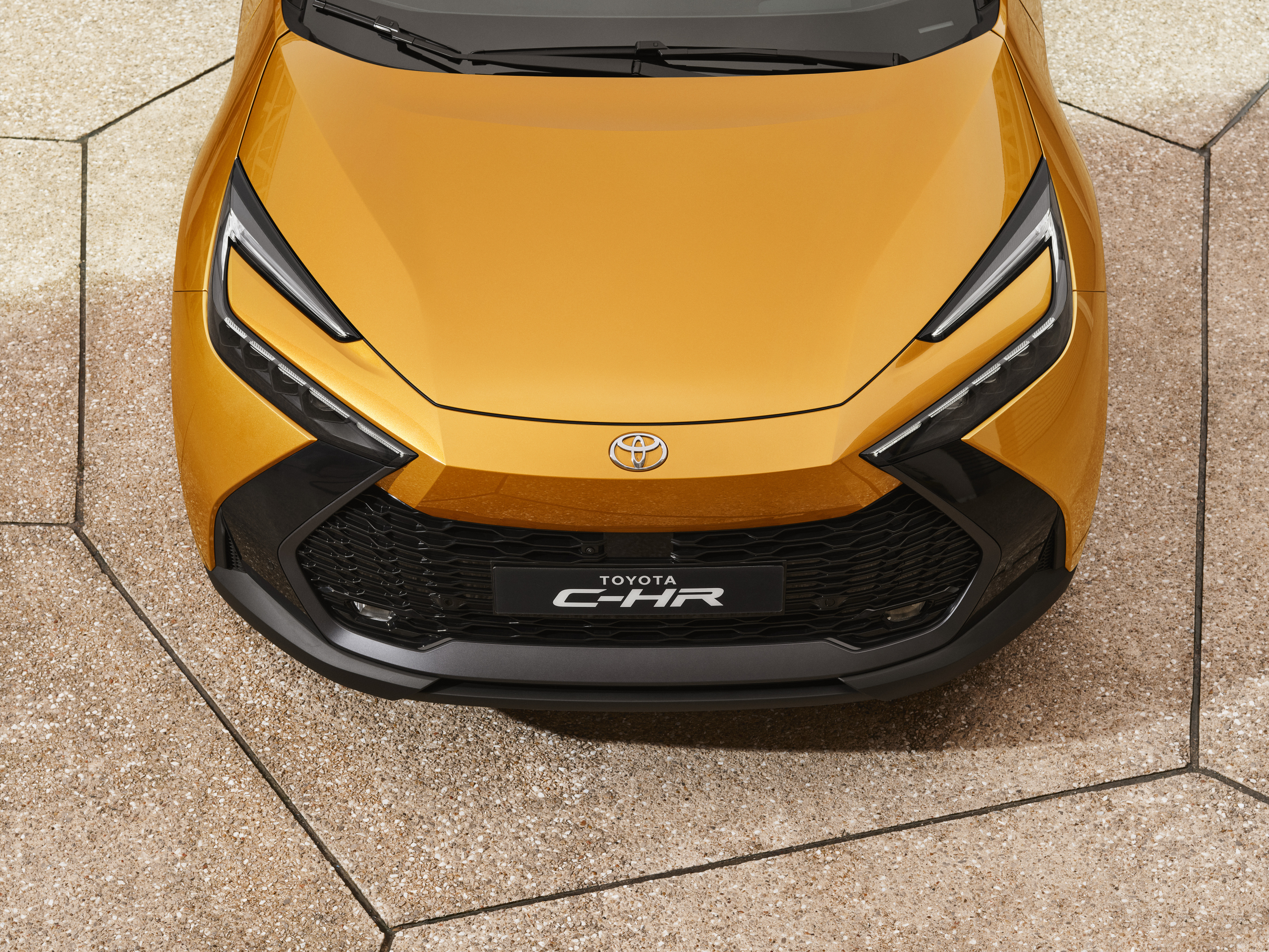 Nieuwe Toyota C-HR: de radicalisering van de crossover-coupé
