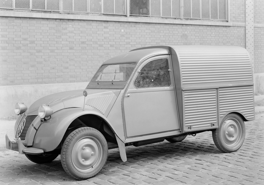 Column Maarten van Rossem: waarom de 2CV de meest originele auto is die ooit is gebouwd