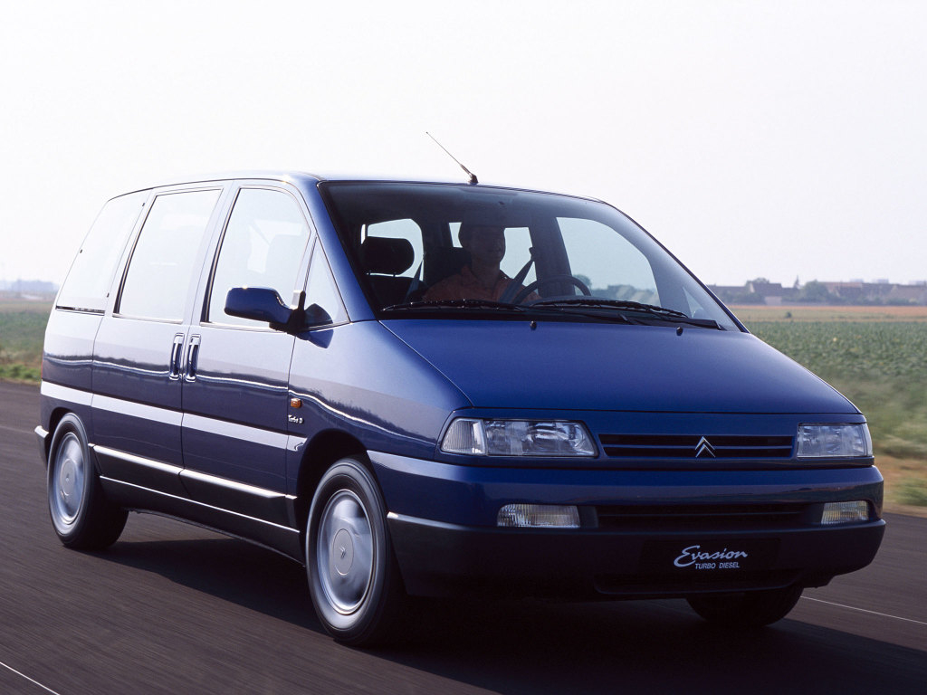 Niemand wil meer een mpv! En dat kost de Citroën C4 Spacetourer de kop ...