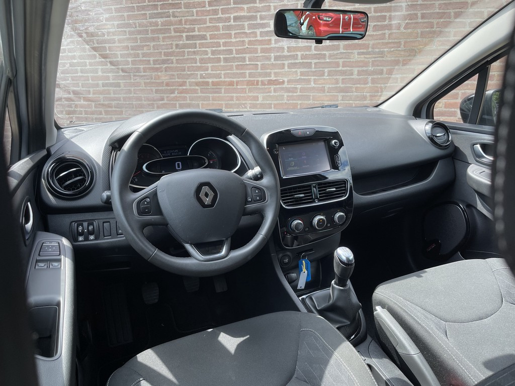Gemiddelde occasion ruim 24.000 euro? Deze 8 jonge tweedehandsauto's kosten de helft!