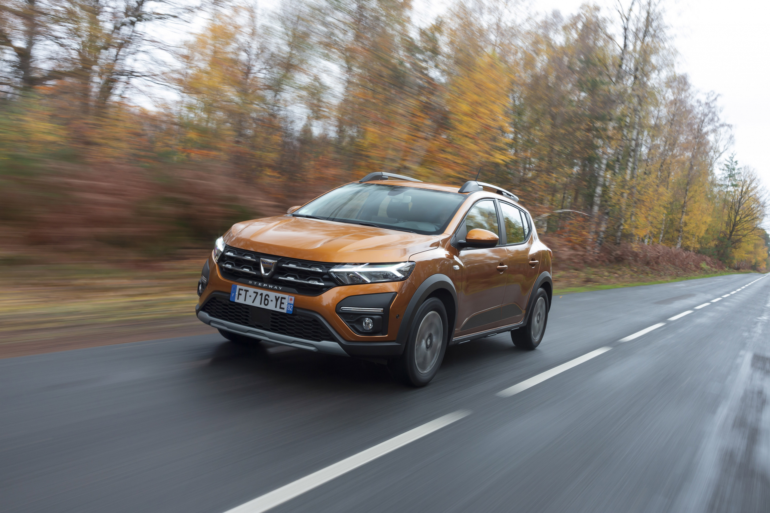 Eerste review: lentekriebels bij de Dacia Sandero Stepway BiFuel (2021)