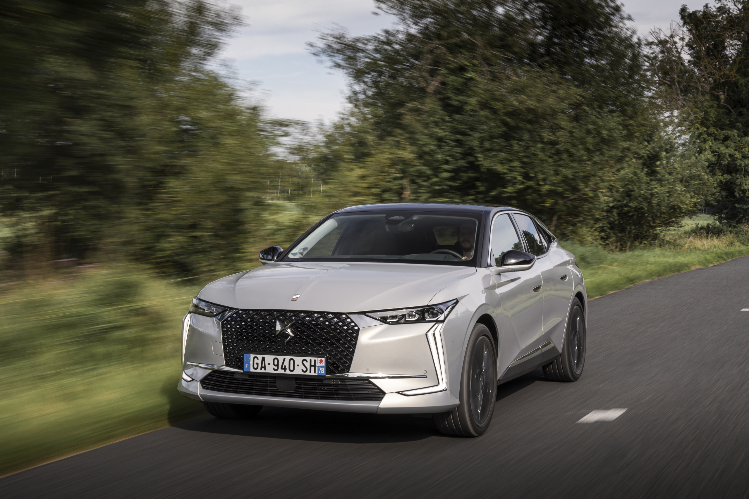 Eerste review: DS 4 E-Tense (2021) is meestal comfortabel, maar niet altijd ...