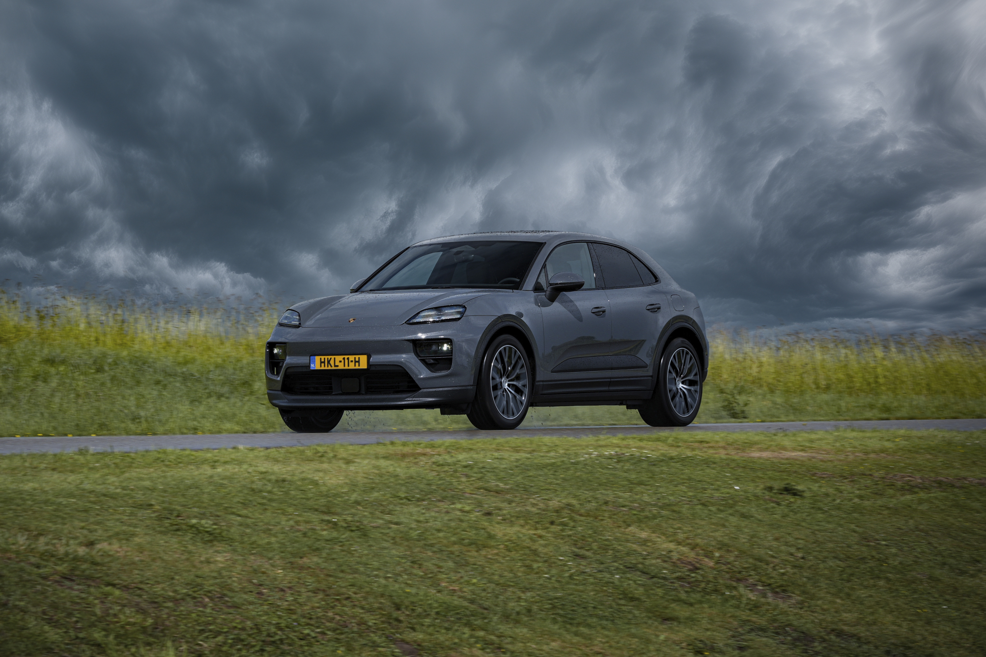Review goedkoopste Porsche: Macan Electric RWD (2025) - 100 pk meer dan de engste Porsche ooit
