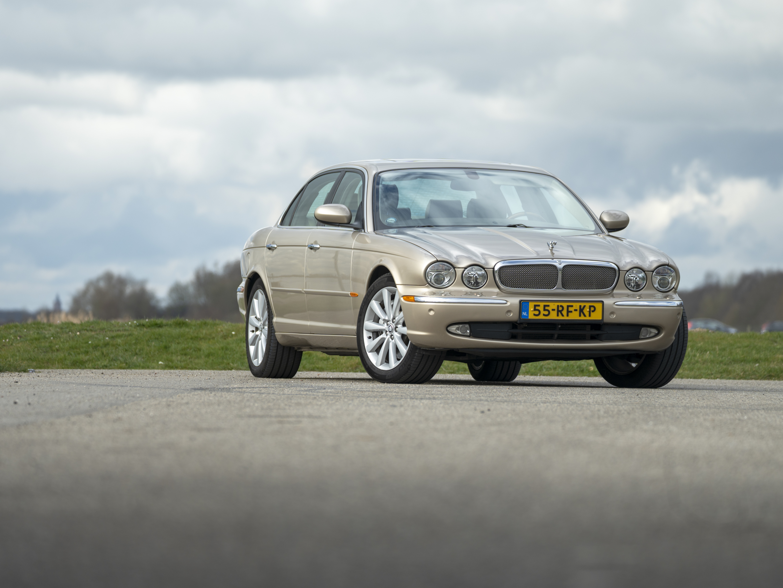 Jaguar-rijder Mathijs: "BMW is voor mij synoniem voor ellende"