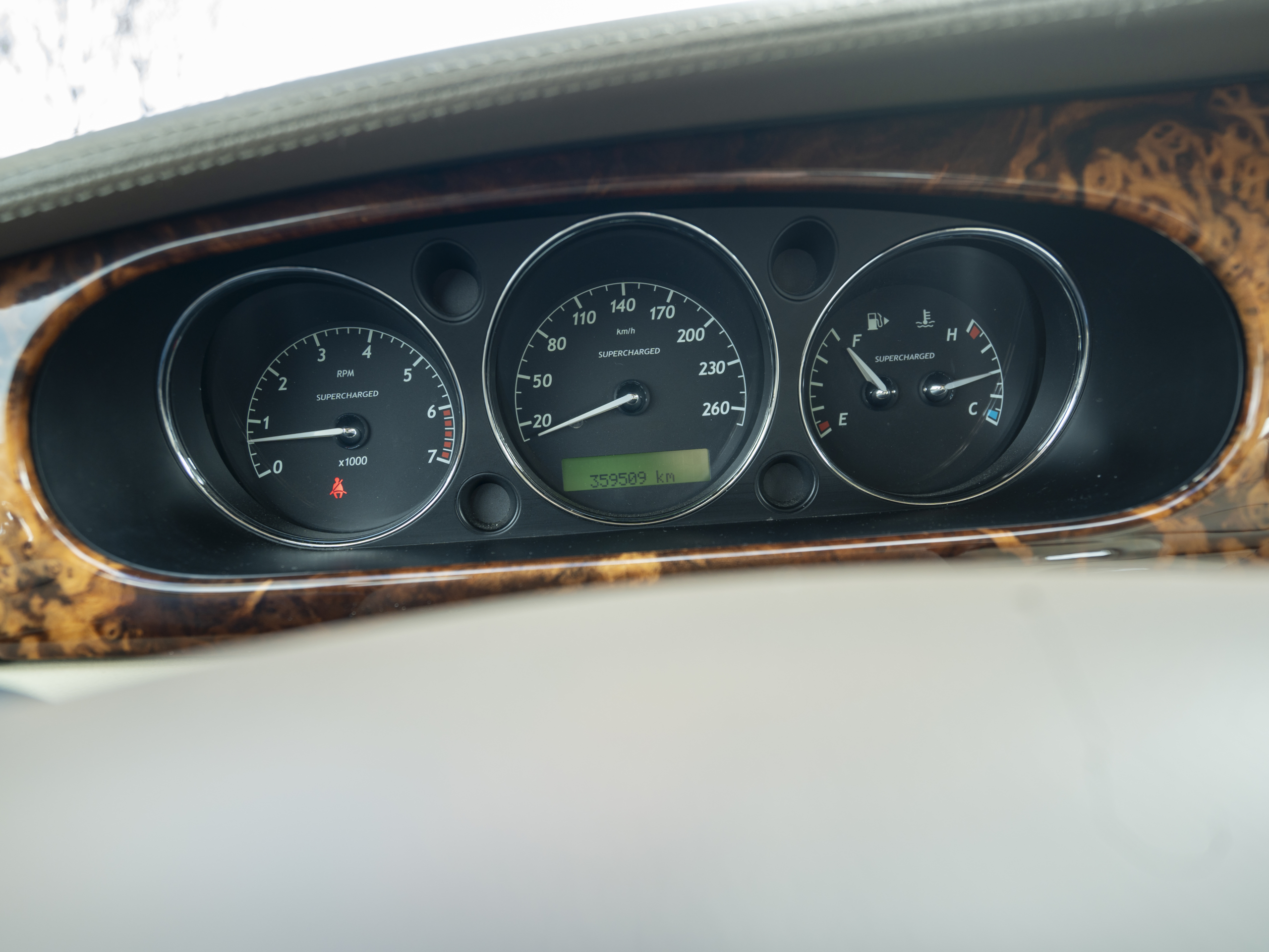 Jaguar-rijder Mathijs: "BMW is voor mij synoniem voor ellende"