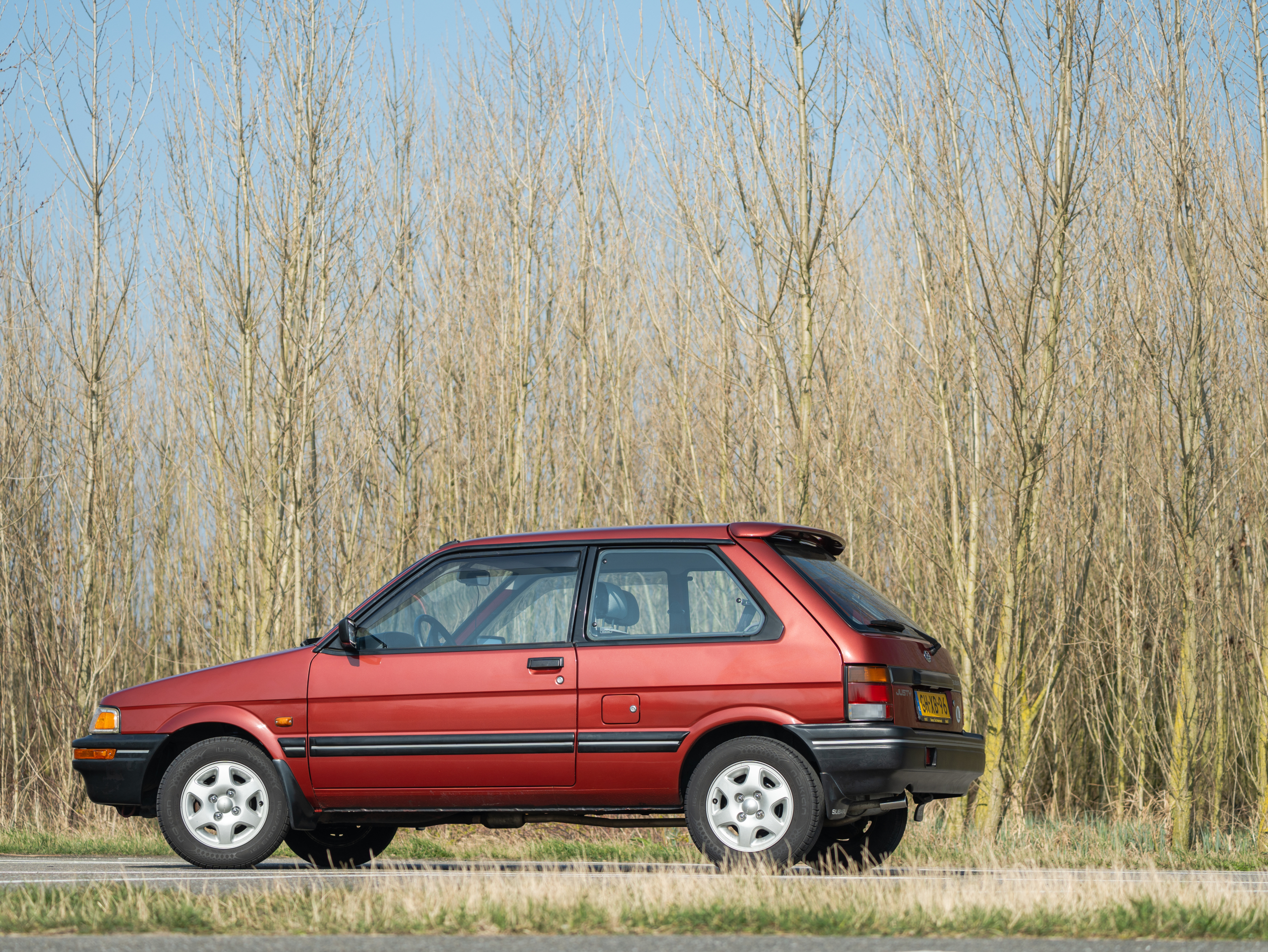 Met deze oude Subaru reed Hugo een record op de Nürburgring