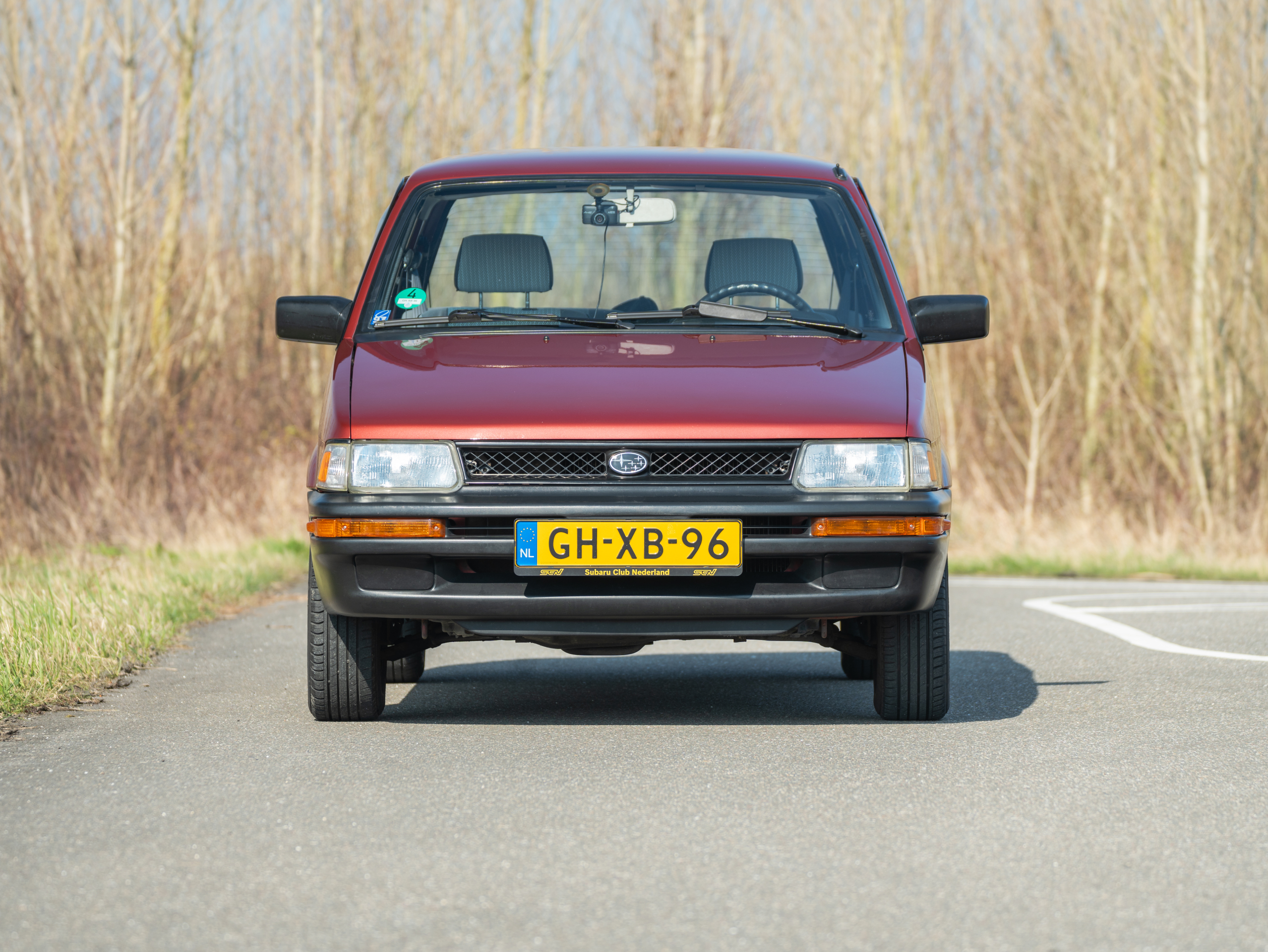 Met deze oude Subaru reed Hugo een record op de Nürburgring