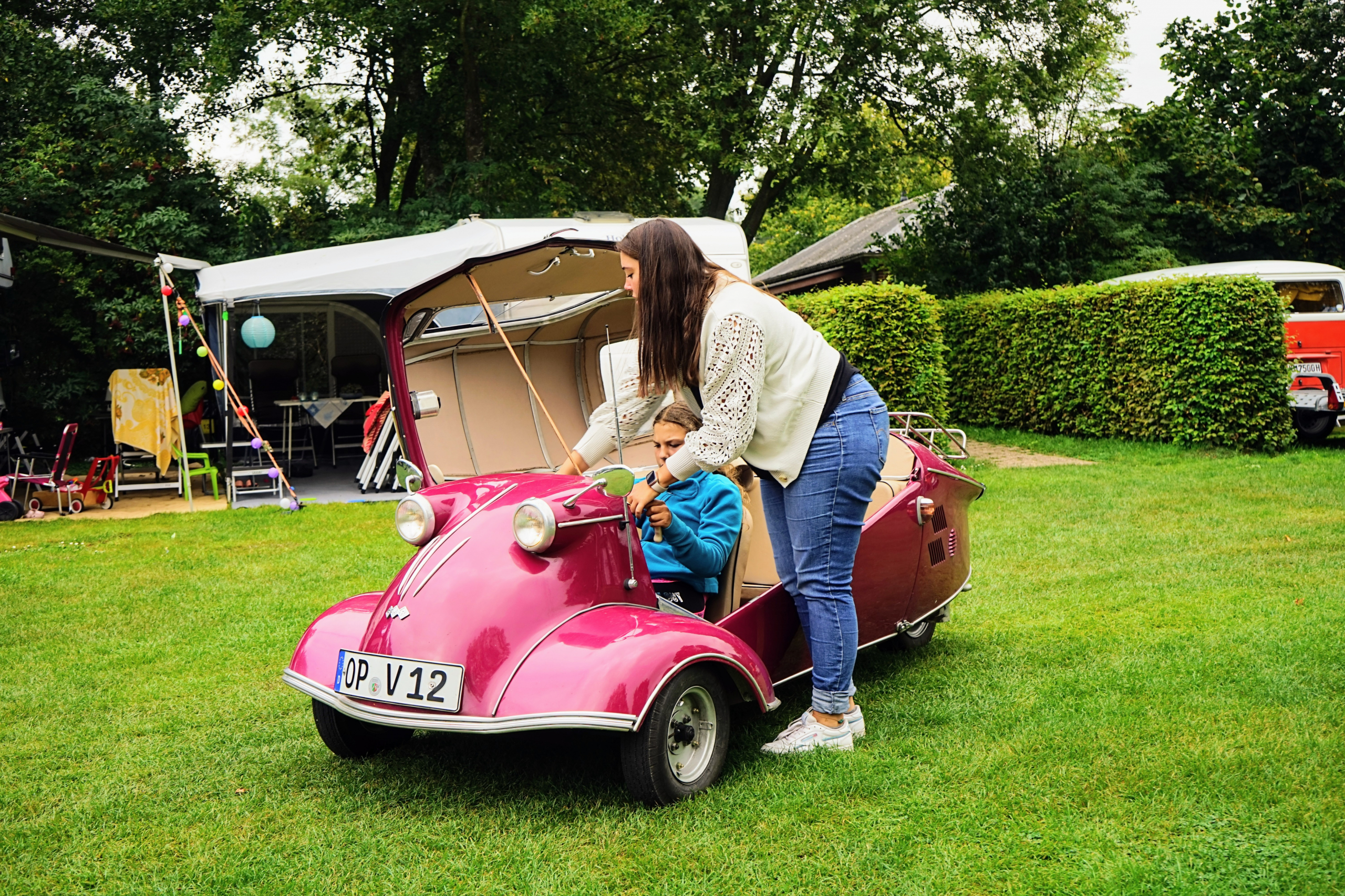 Dwergauto’s: kleine geluksbrengers op wielen