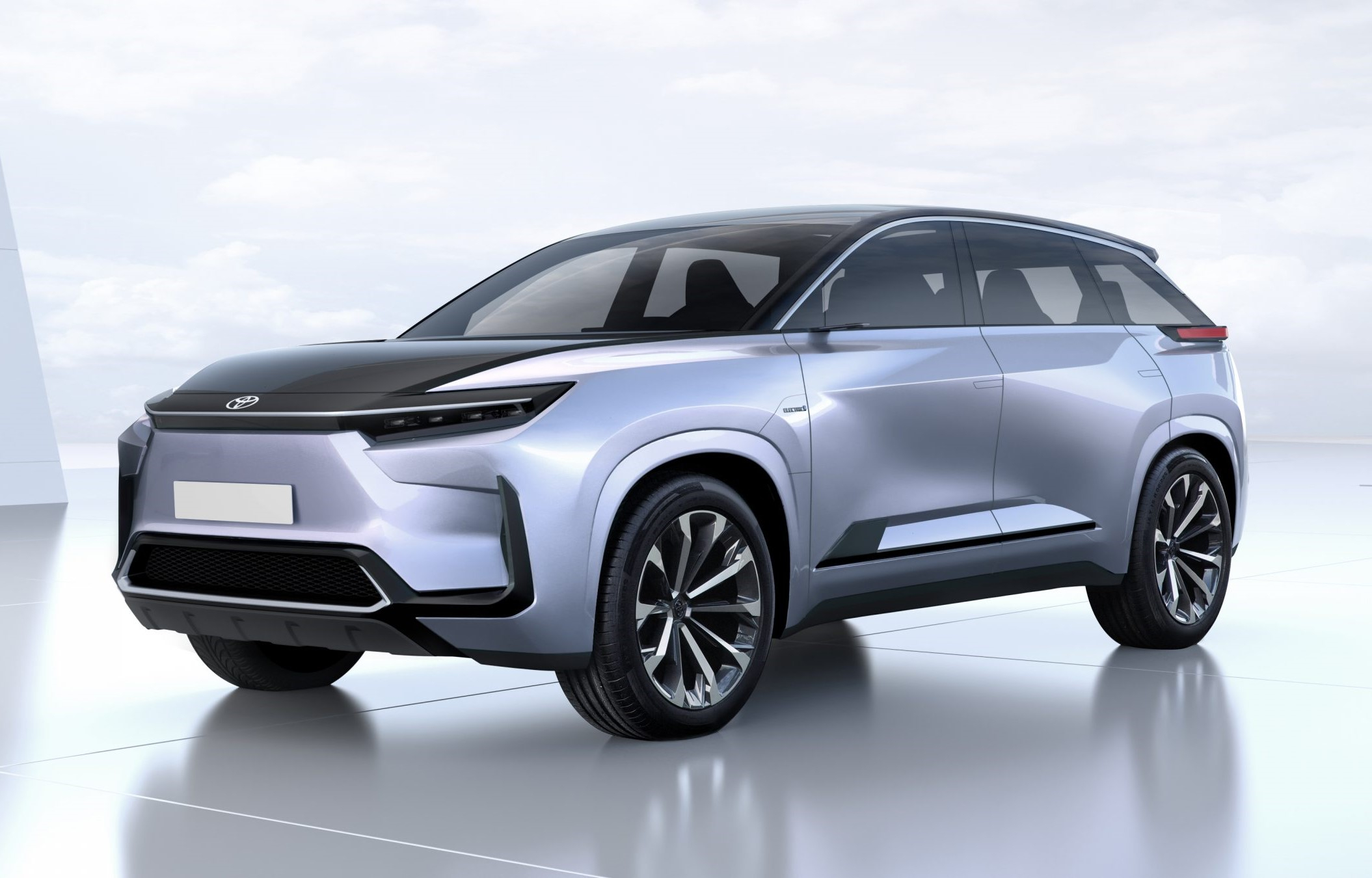 Deze nieuwe elektrische Toyota komt definitief en gaat de Kia EV9 pesten