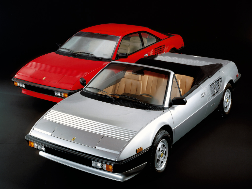 Brandweerduikers Amsterdam vinden Ferrari op bodem van het IJ