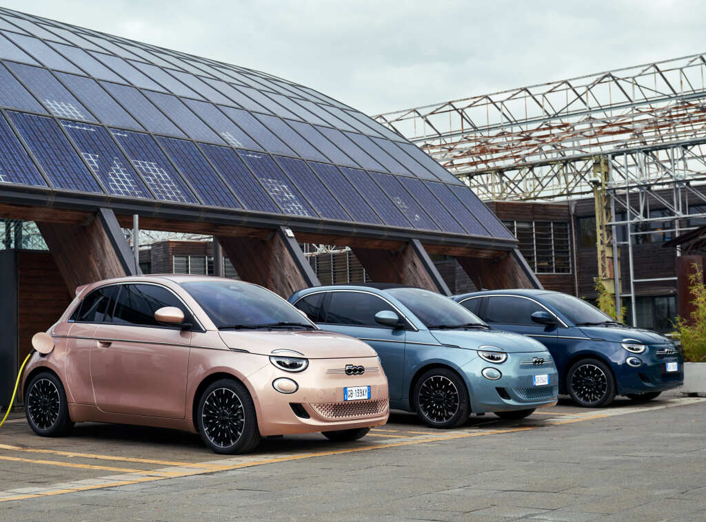 Waarom de elektrische Fiat 500e 3+1 een extra deurtje heeft