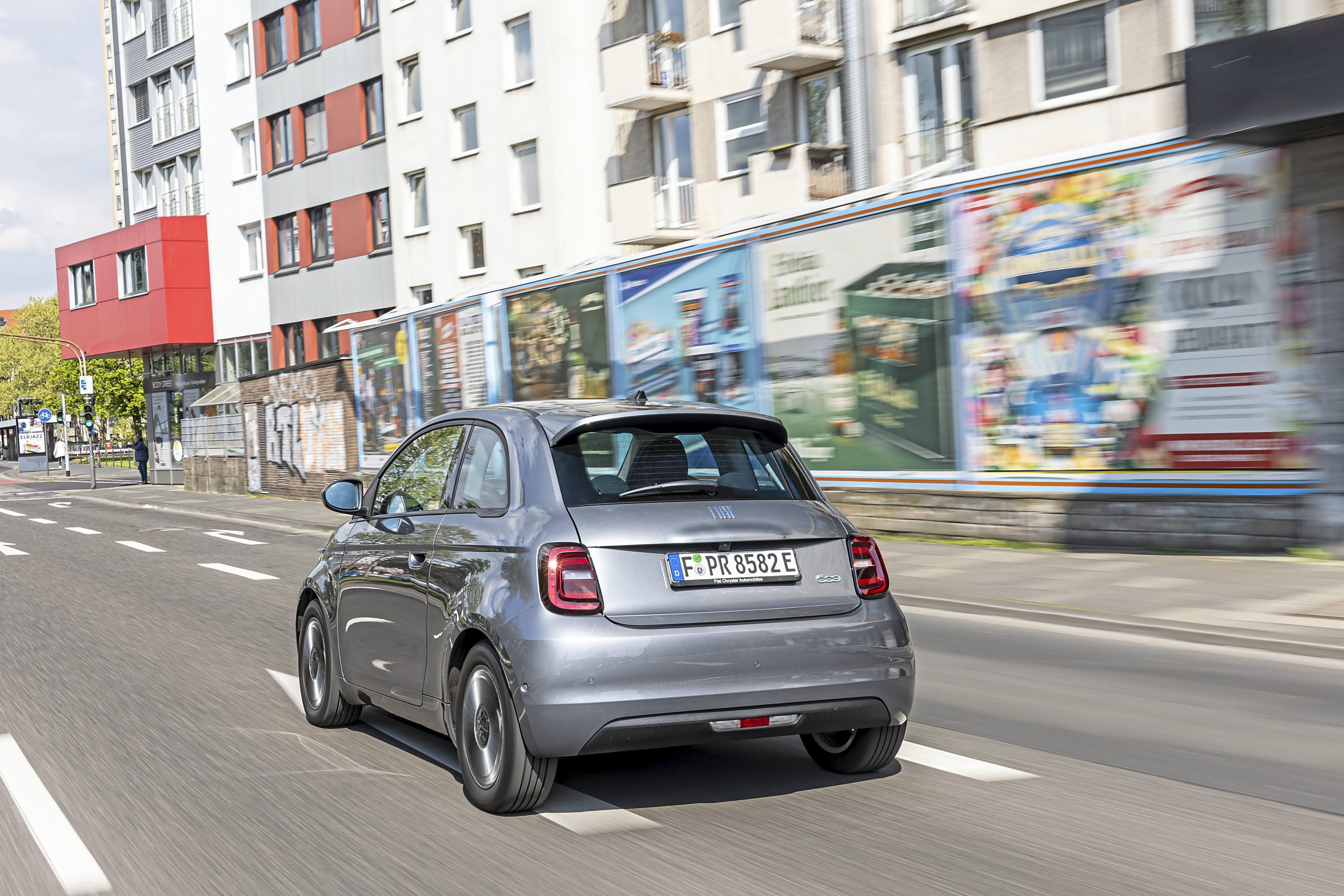 Test - Voor langere ritten moet je de Fiat 500e hebben, niet de Mini Electric of Honda E